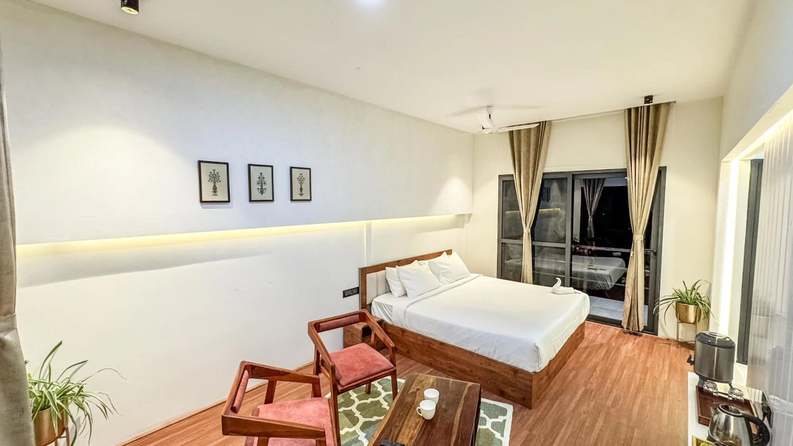 Tomorrowland Farms and Suites