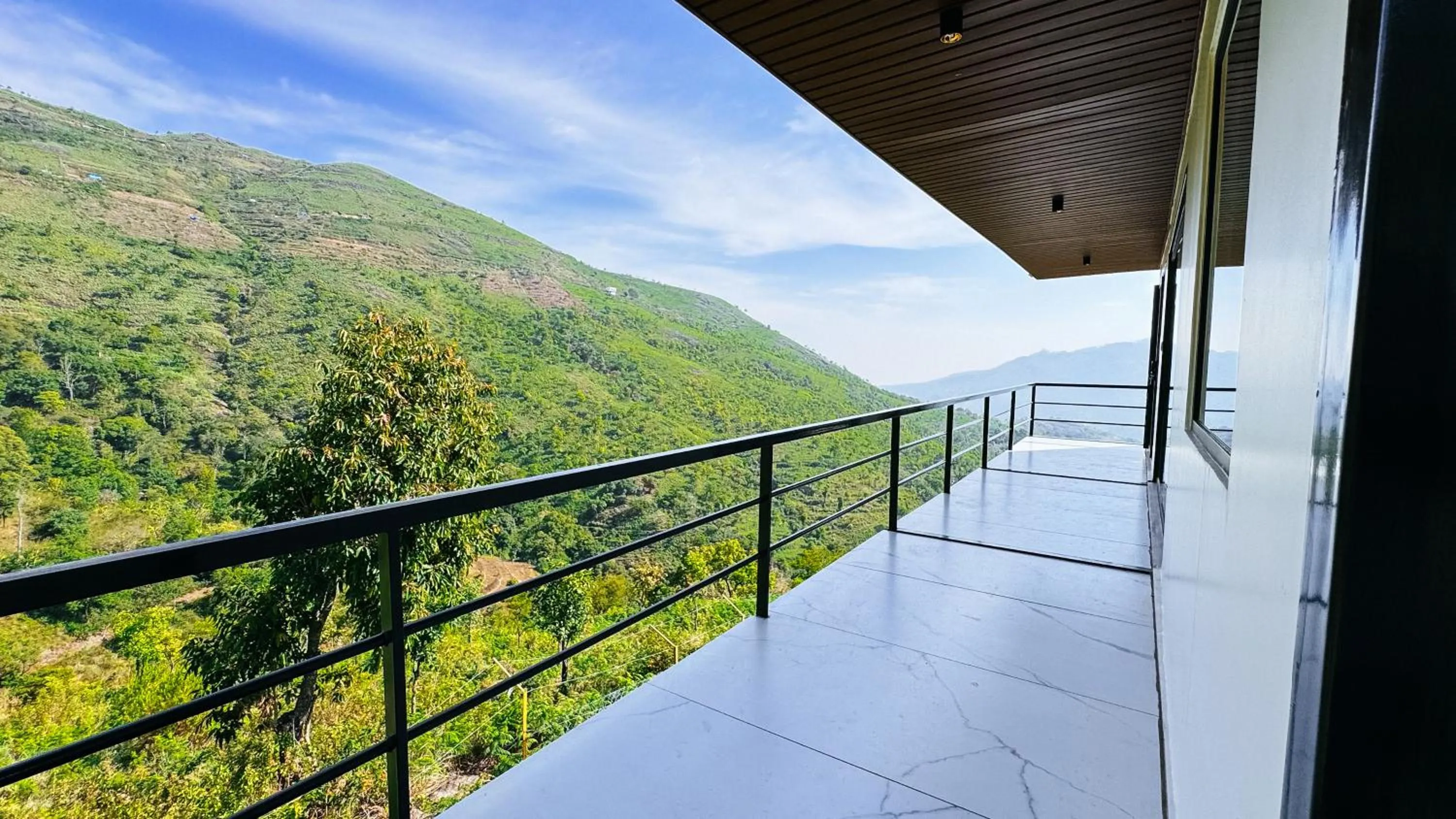 Balcony/Terrace in Tomorrowland Farms and Suites