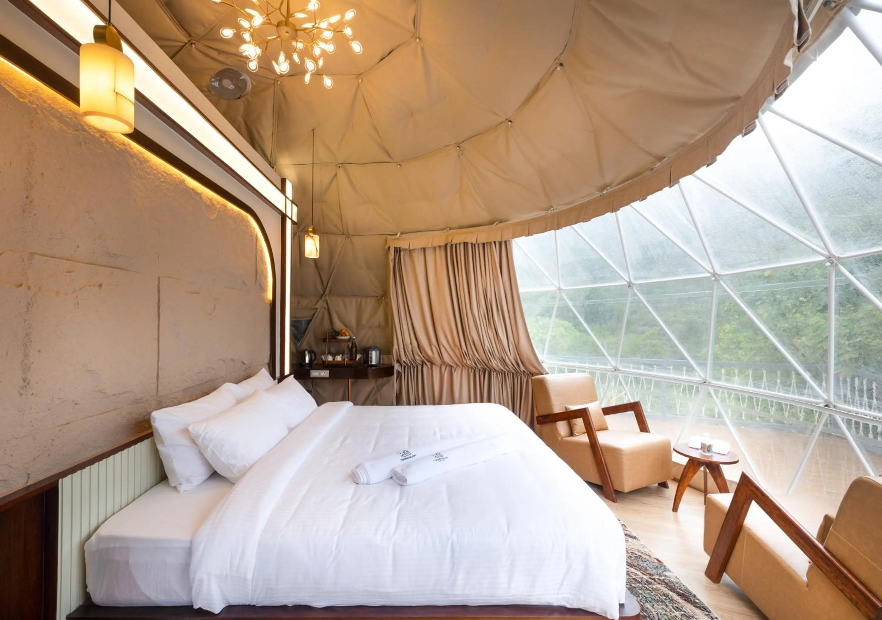 Bed in Tomorrowland Farms and Suites