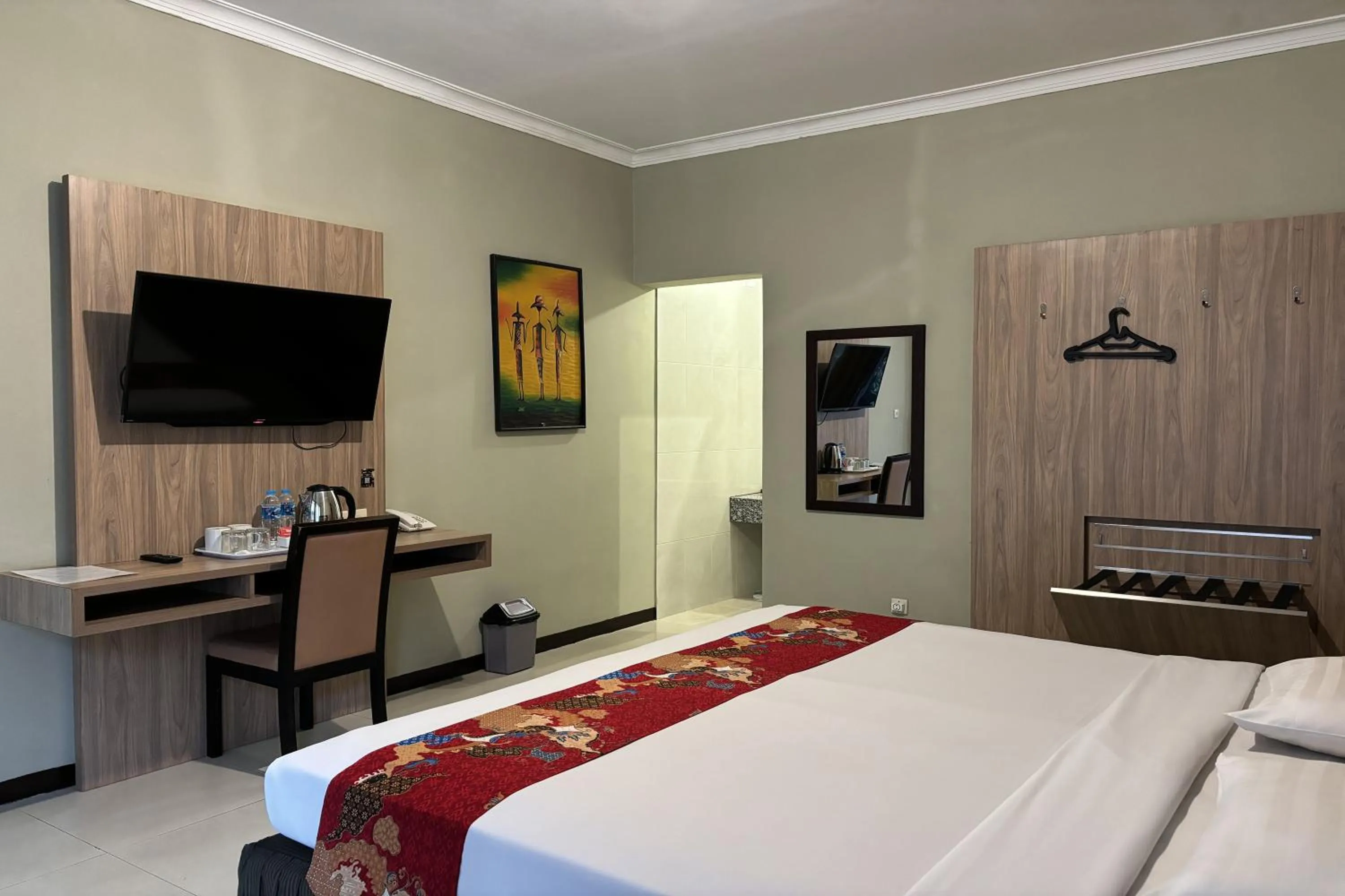 Bed in Hotel Pesona Bamboe Lembang