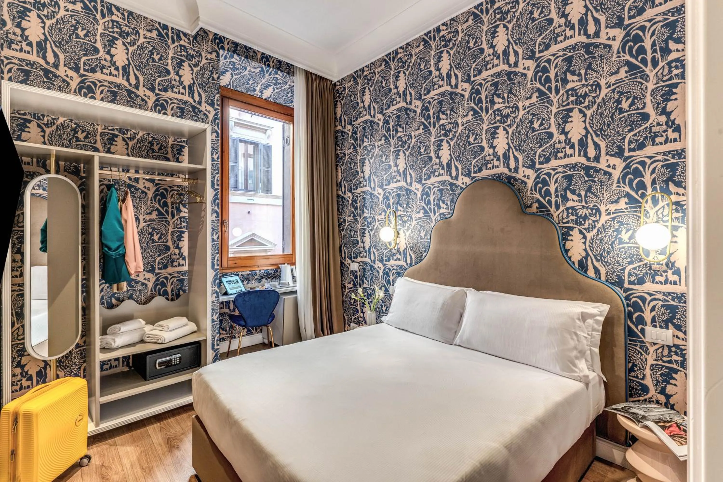 Bed in Townhouse Condotti 29