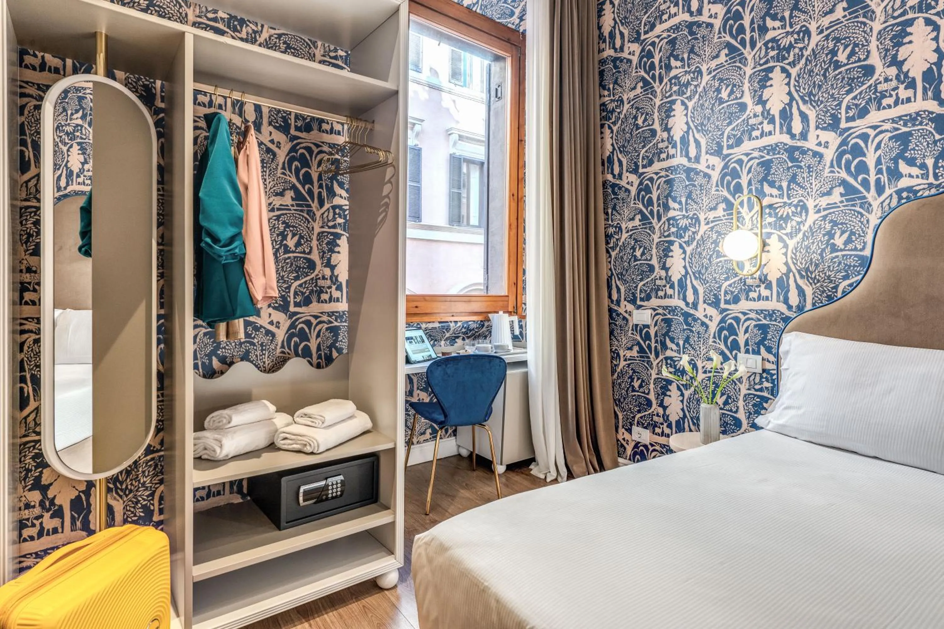 Bed in Townhouse Condotti 29