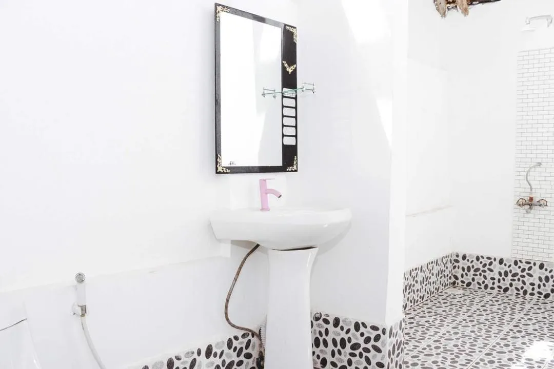 Toilet in New Jambo Bungalows