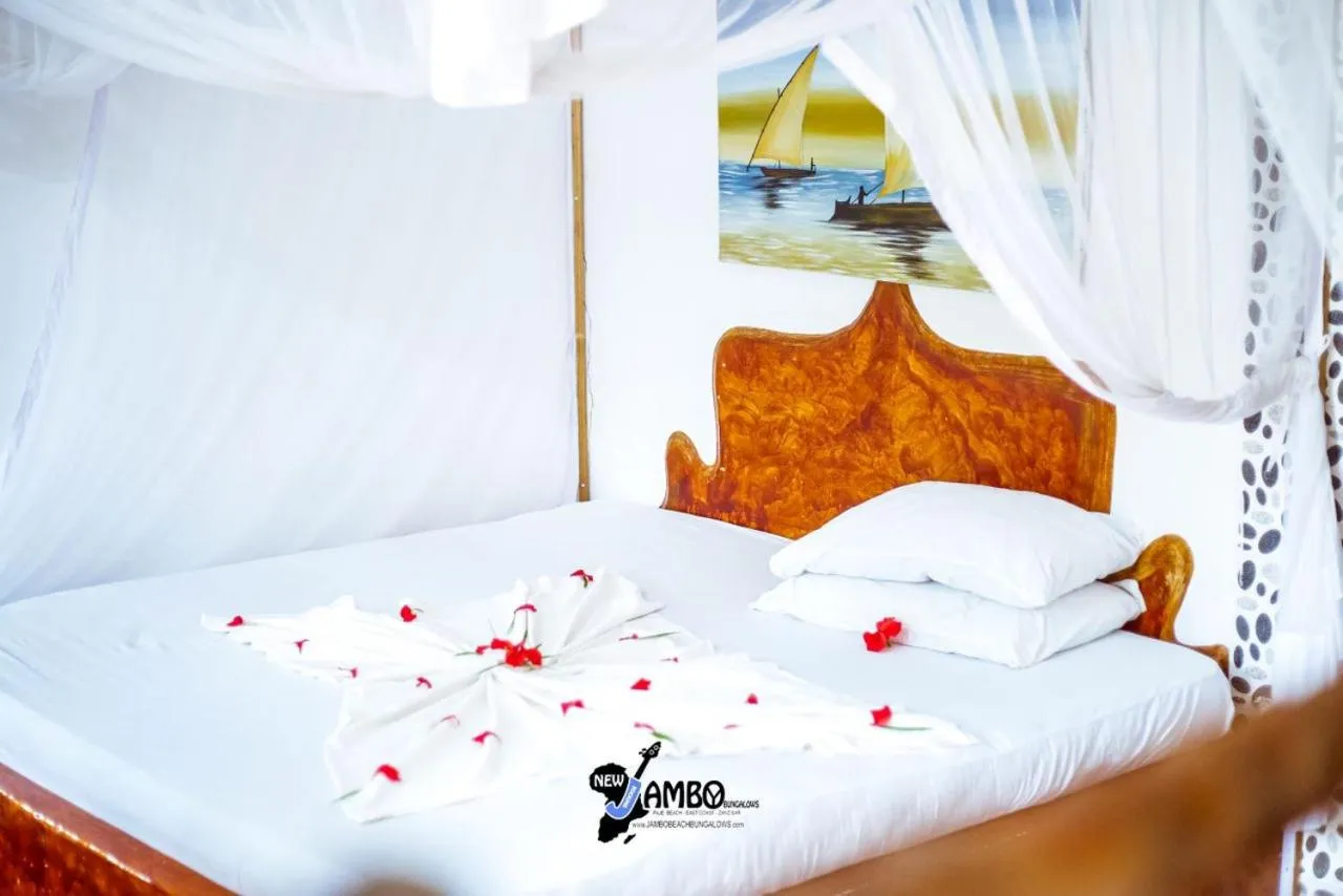 Bedroom, Bed in New Jambo Bungalows