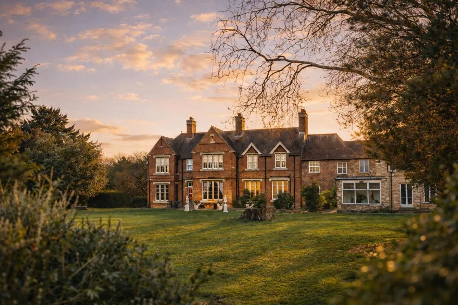 Garden in Willingham House Hotel