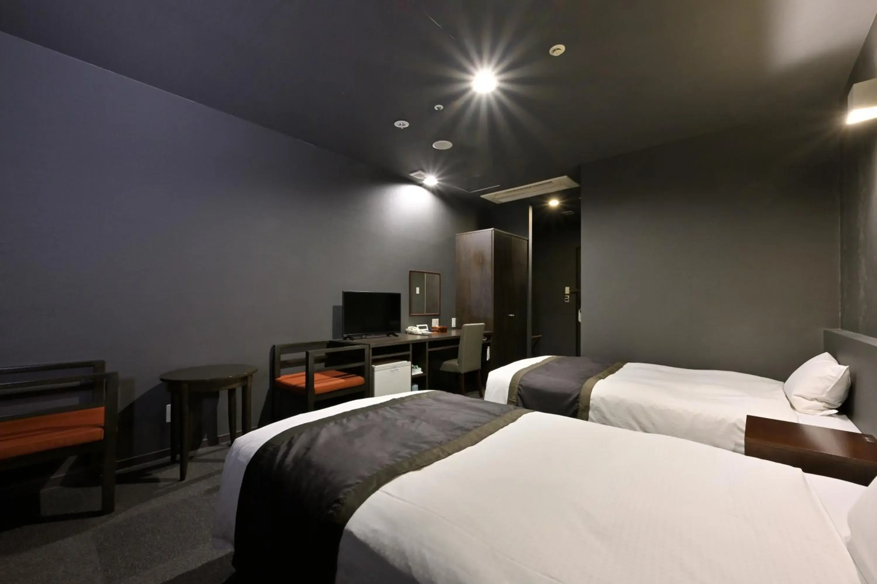 Twin Room - Smoking in Wakayama Urban Hotel Twin Room - Smoking in Wakayama Urban Hotel