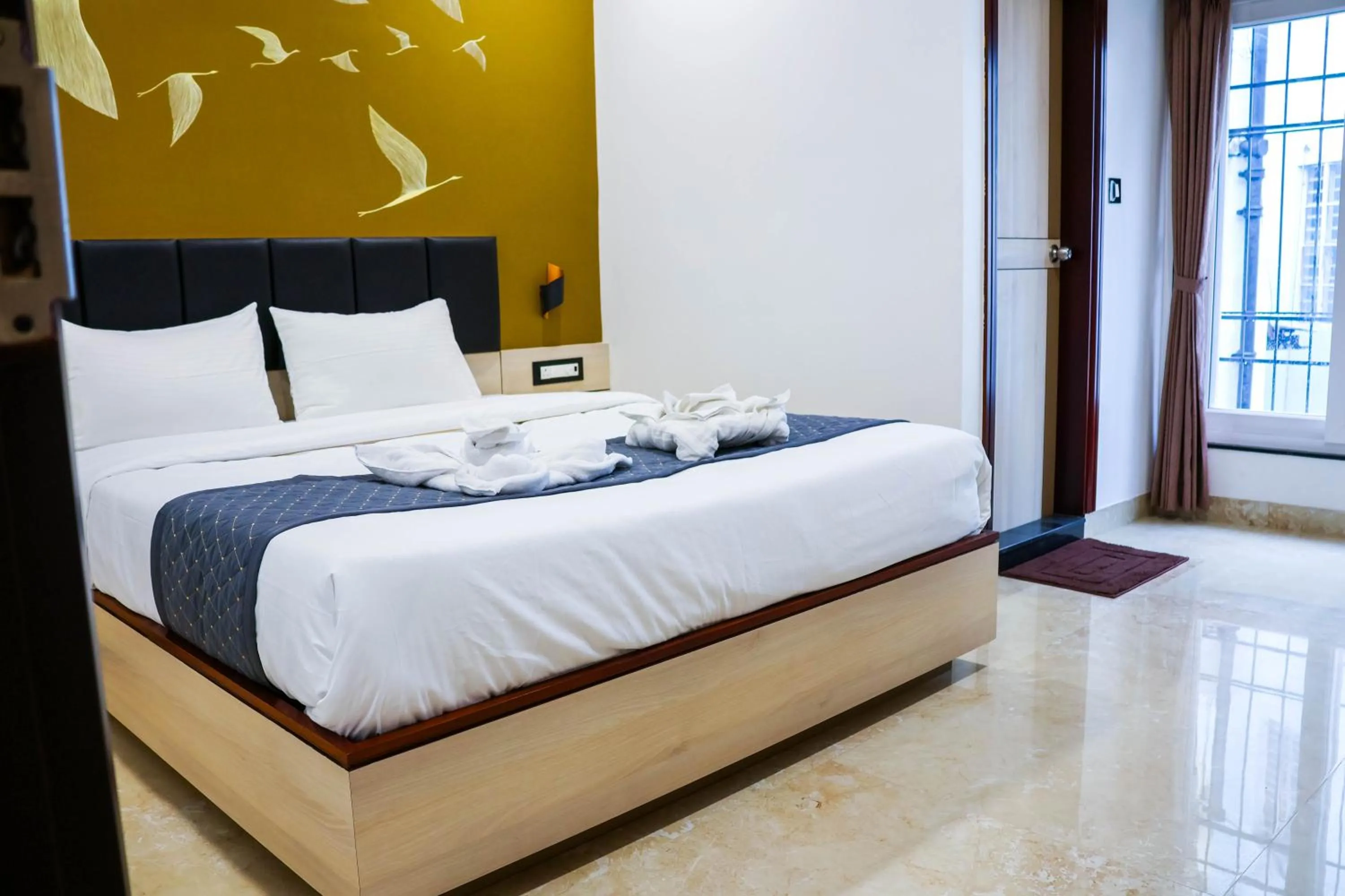 Bed in The Executive Inn