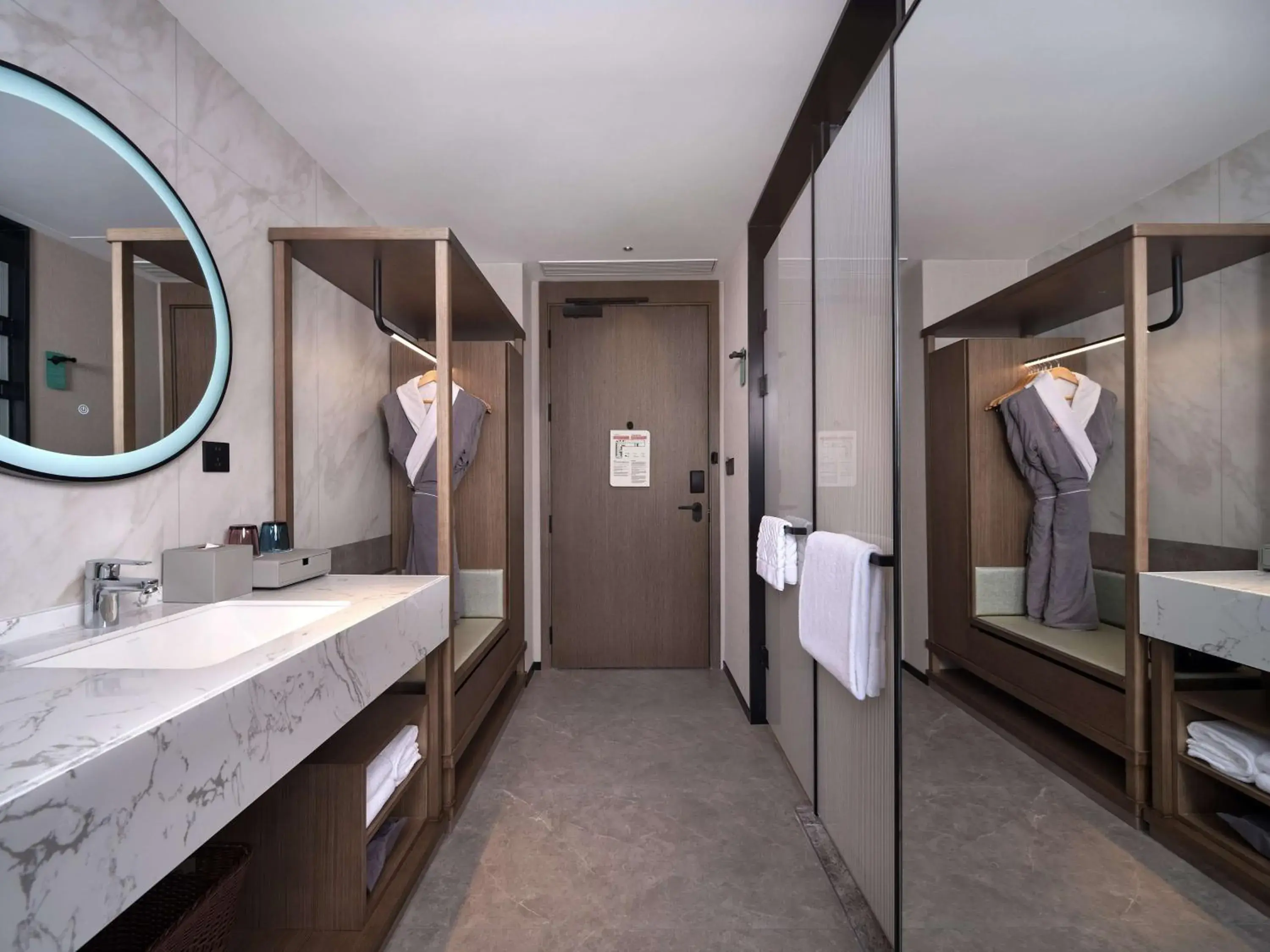 King Guest Room in Hilton Garden Inn Ji'Nan High-Tech Zone King Guest Room in Hilton Garden Inn Ji'Nan High-Tech Zone