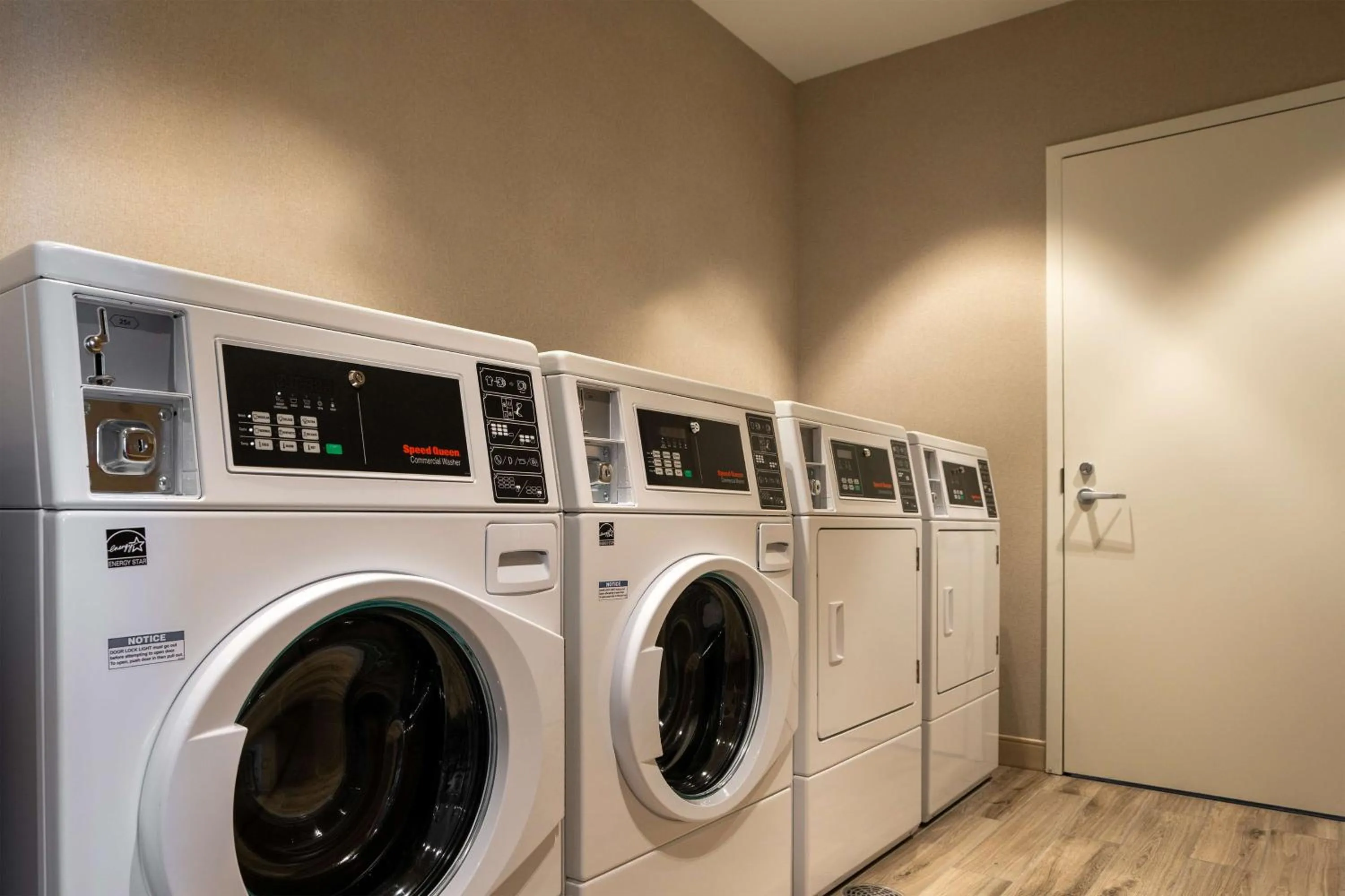 laundry in Home2 Suites by Hilton Bozeman Midtown