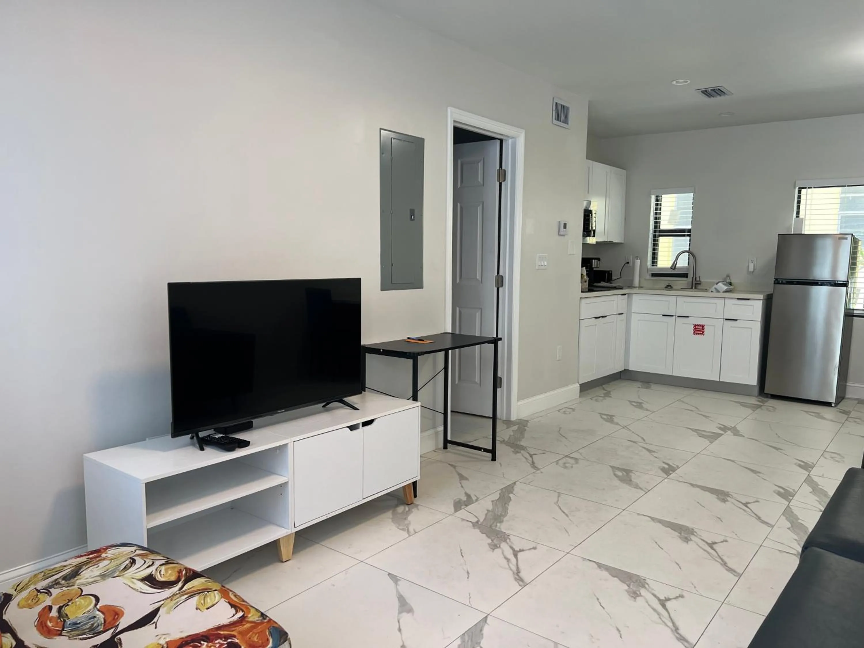 Dee Jay Beach Resort