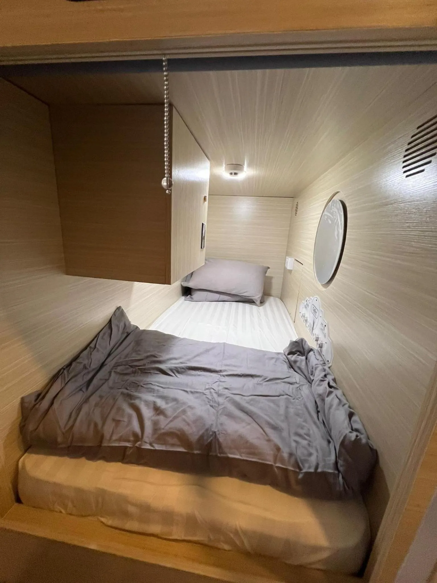 Bed in Coller Chinatown