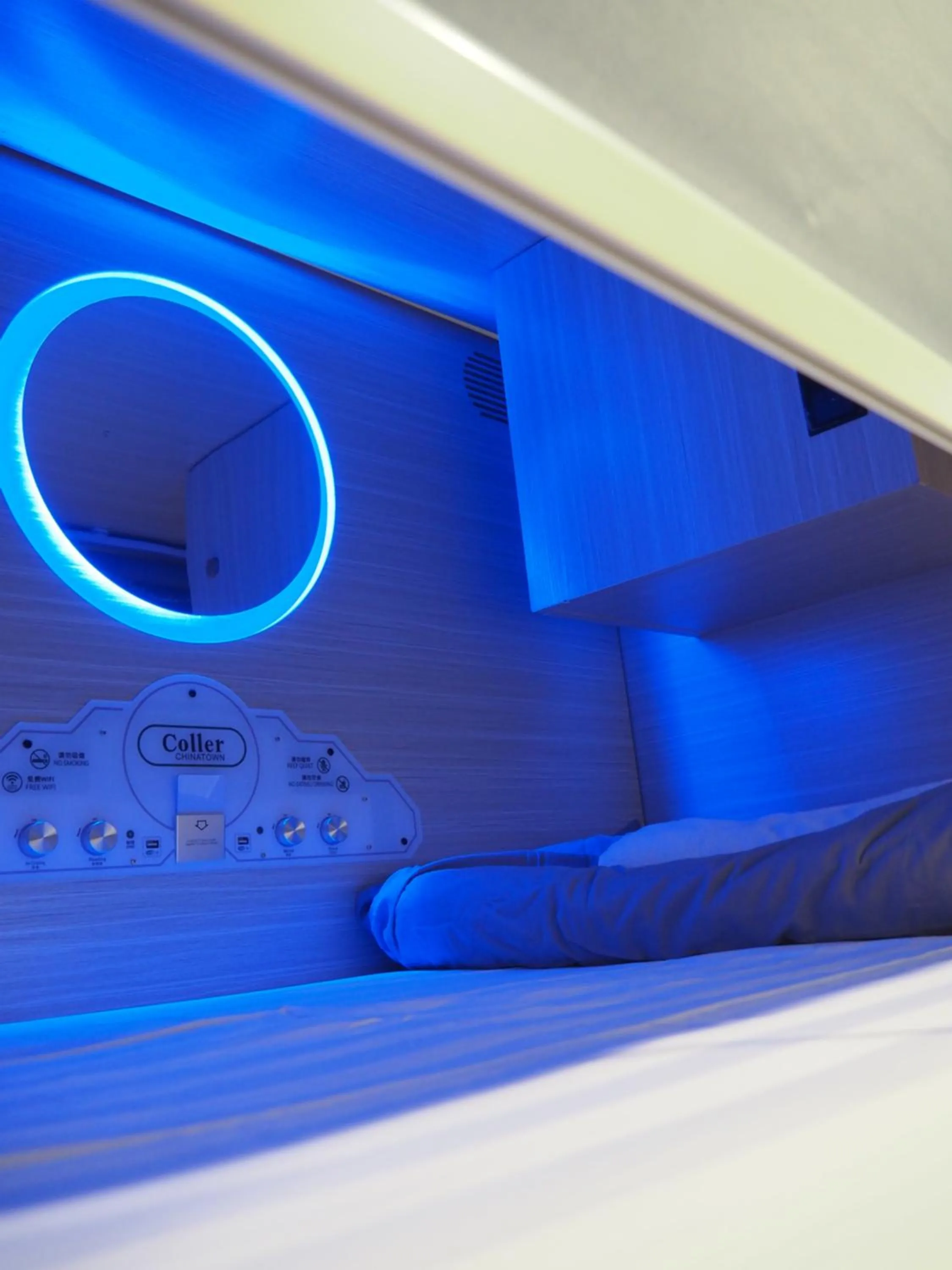 Bed in Coller Chinatown