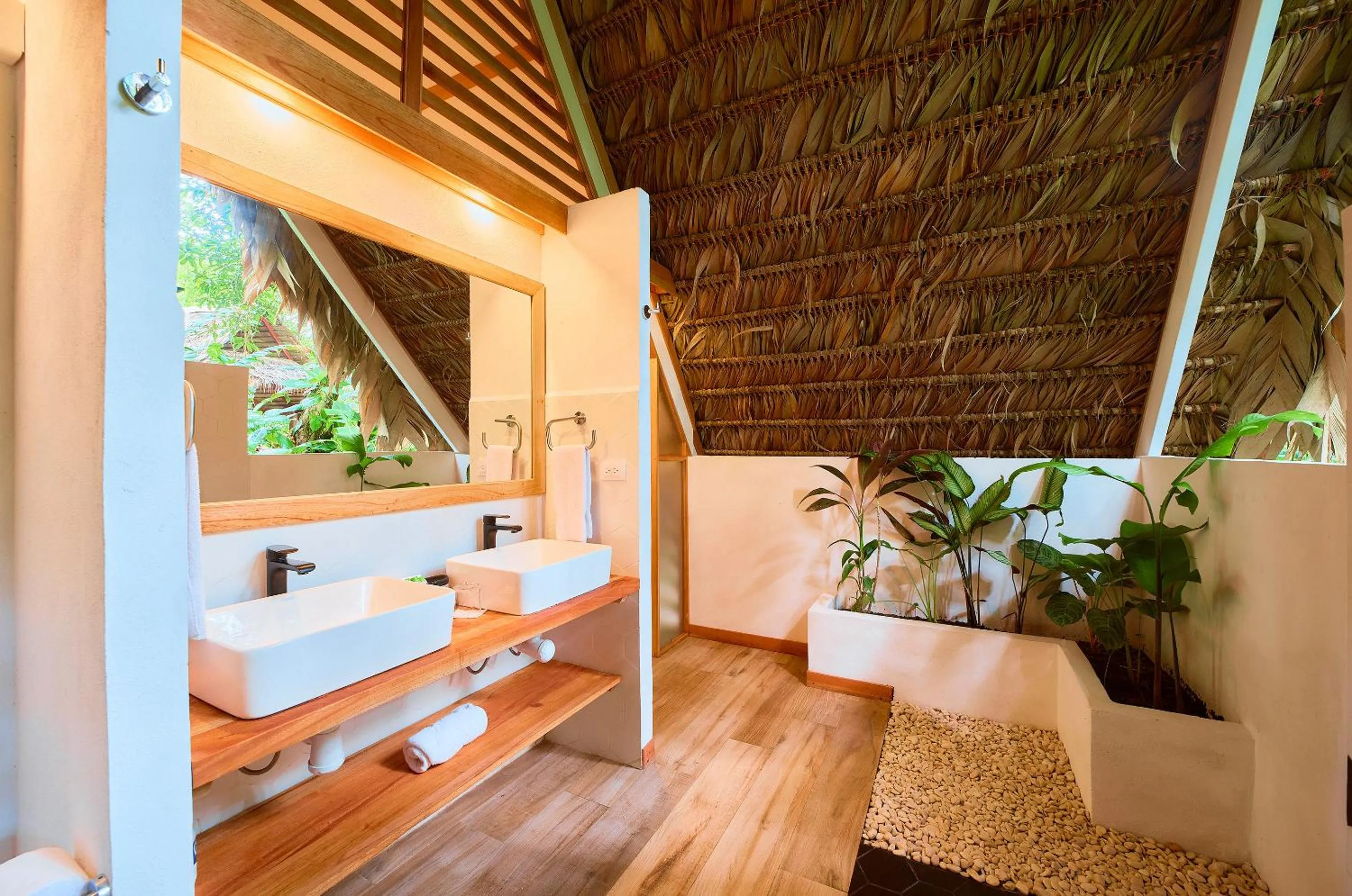 Bathroom in Shawandha Lodge