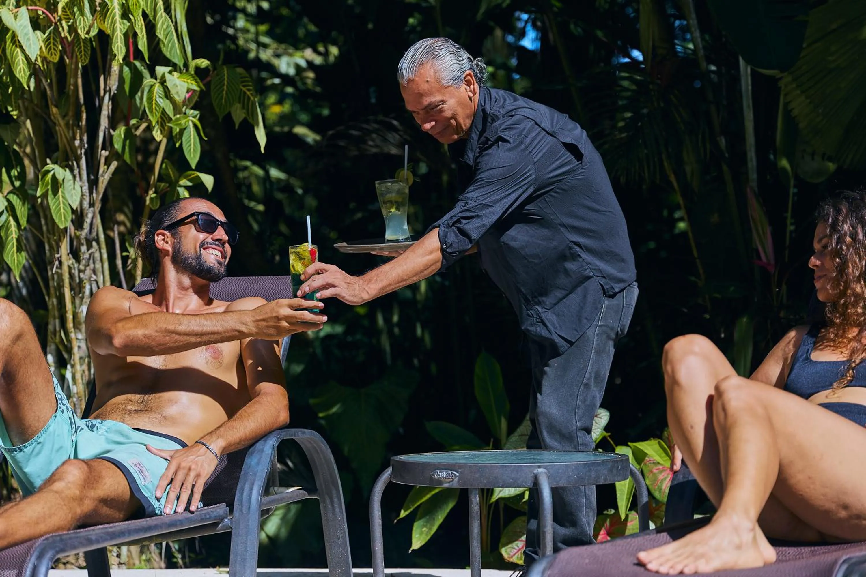 Restaurant/places to eat in Shawandha Lodge