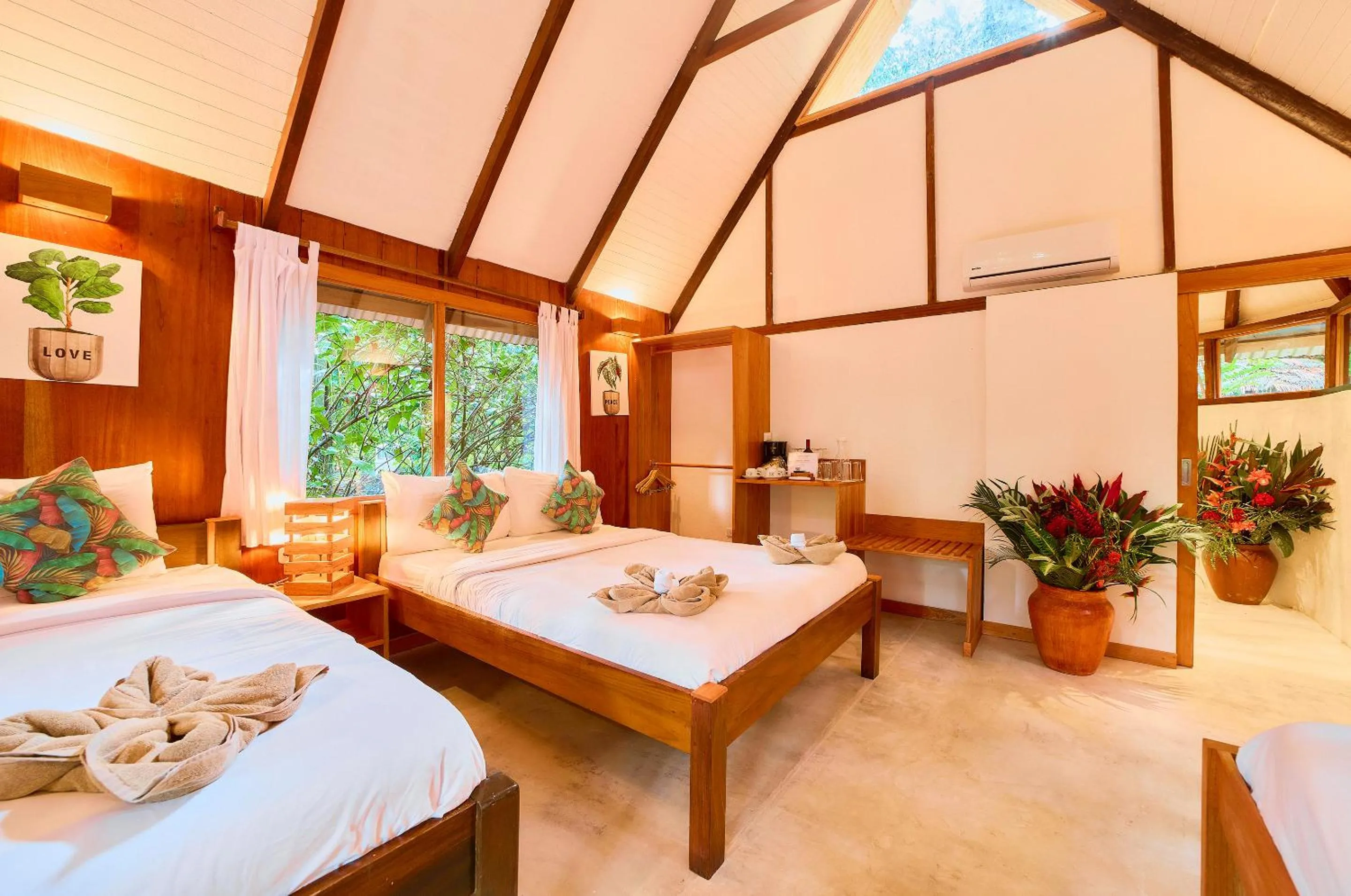 Bed in Shawandha Lodge