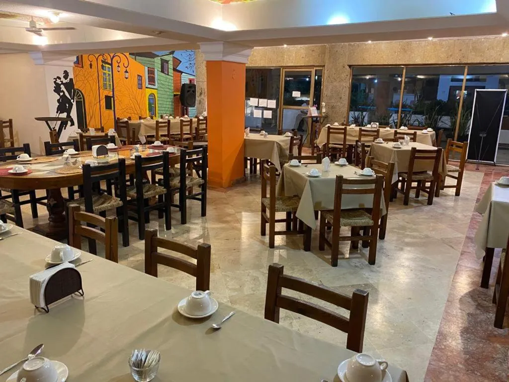 Restaurant/places to eat in Solamar Inn Mazatlan
