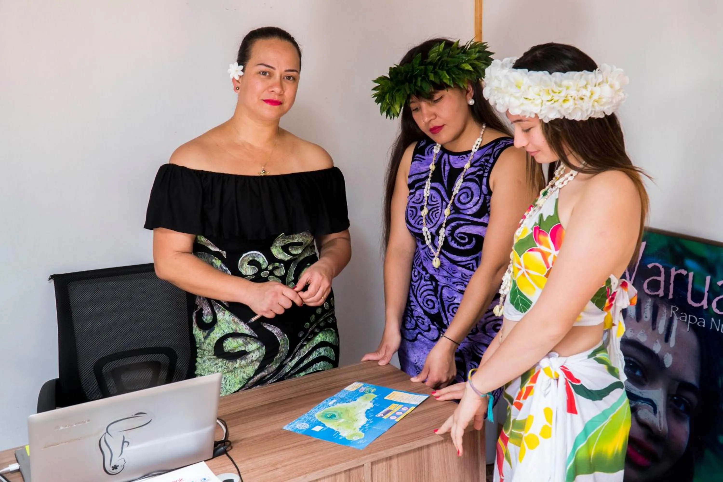 Staff in Cabañas Henua Iti