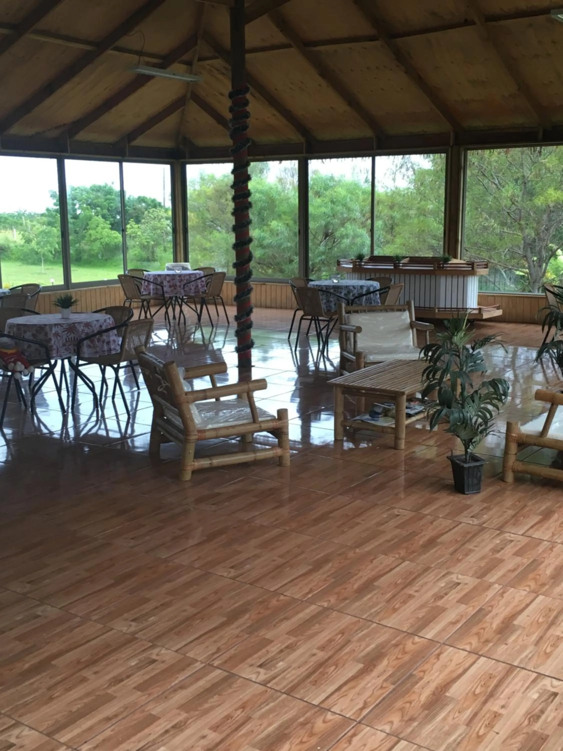 On-site shops in Cabañas Henua Iti