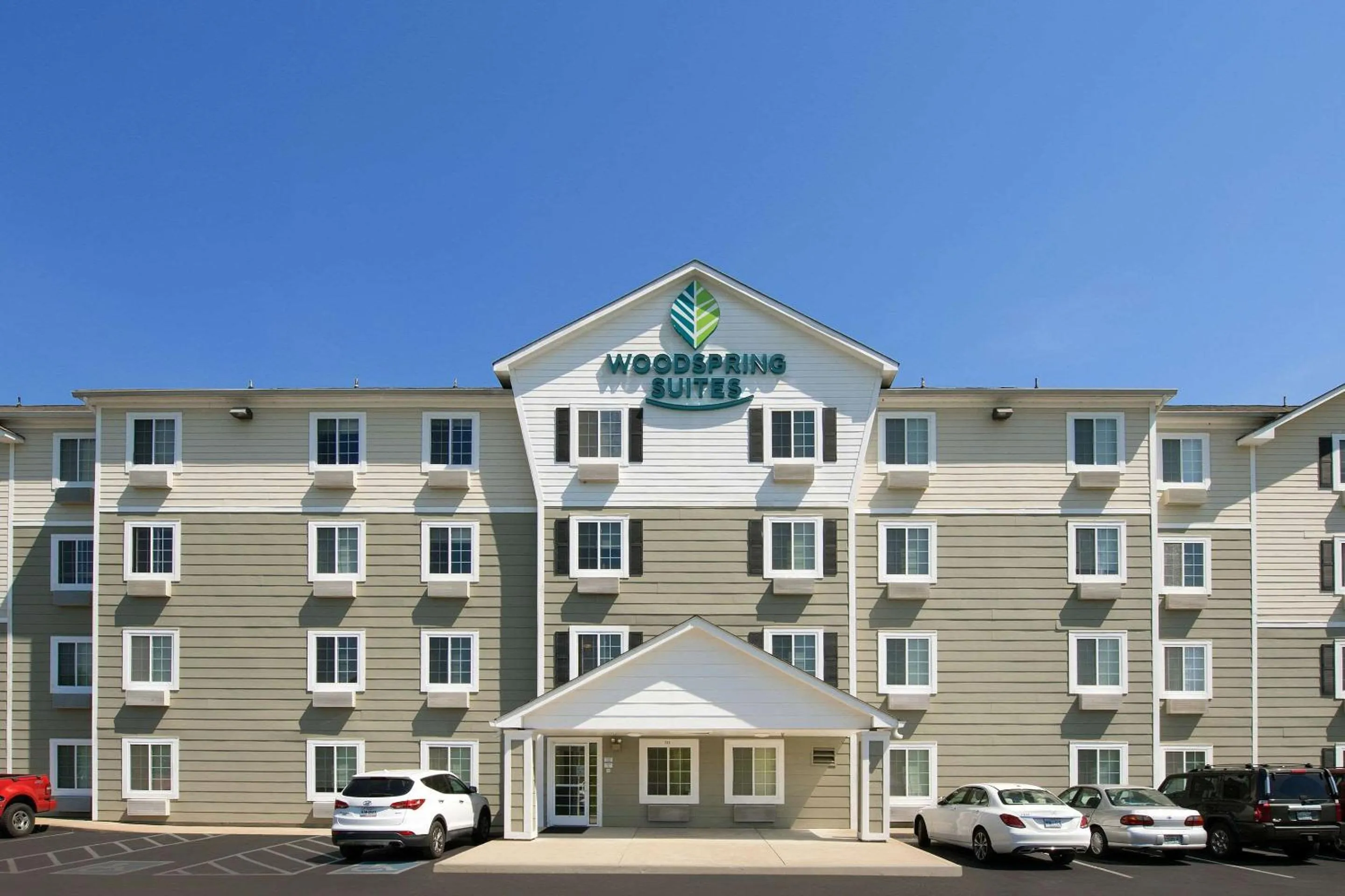 Property building in WoodSpring Suites Lebanon