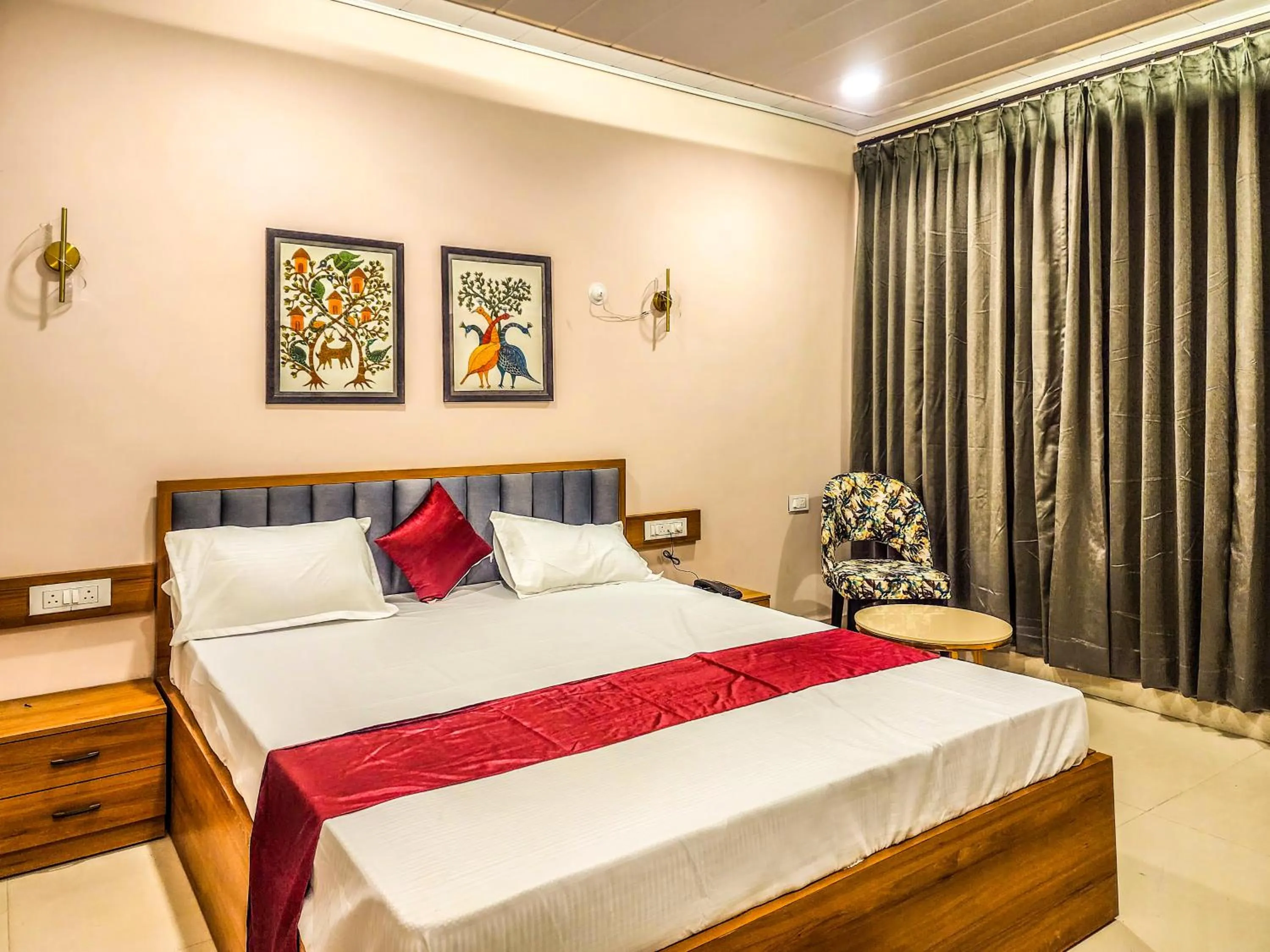 Shivani Imperial Hotel & Banquet