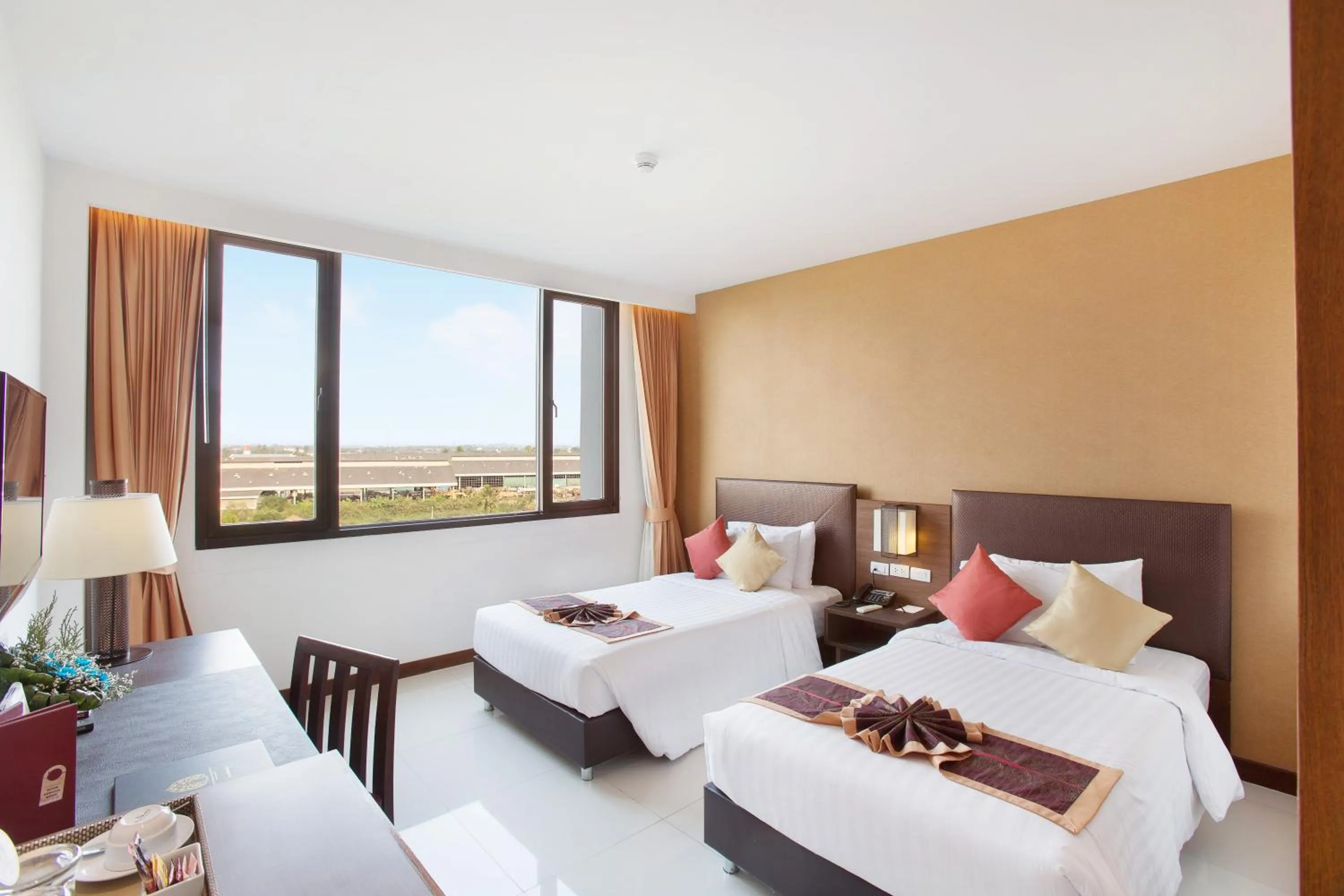 TV and multimedia, Bed in Mida Grande Hotel Dhavaravati Nakhon Pathom - SHA PLUS