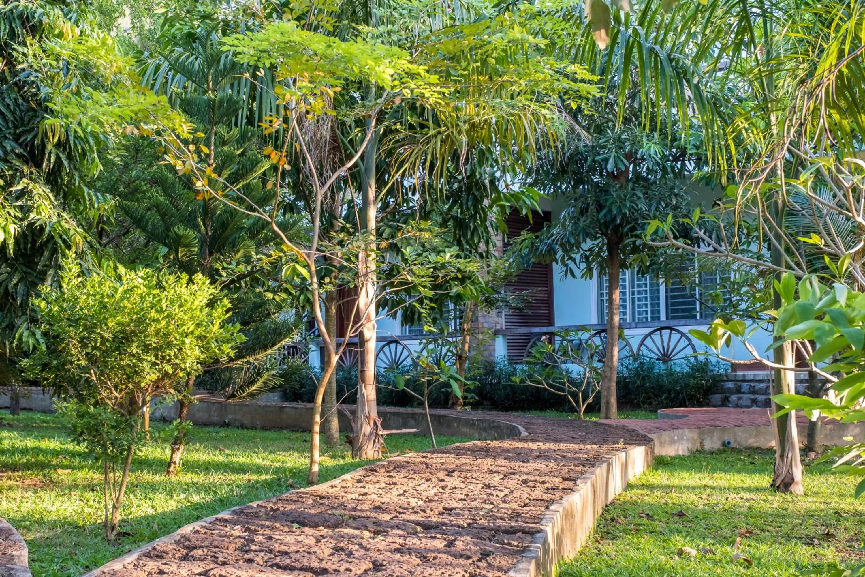 Garden in Kep Bungalows