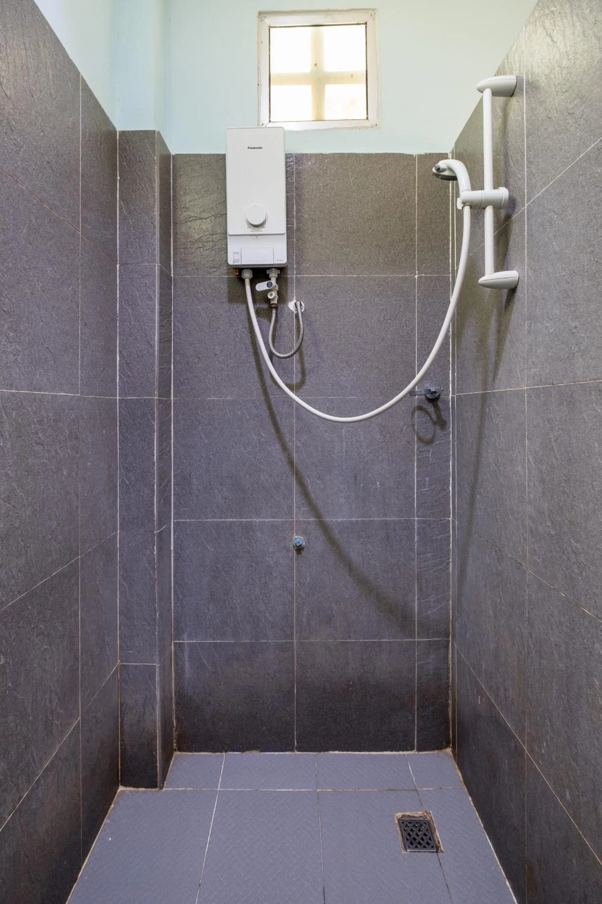 Shower in Kep Bungalows