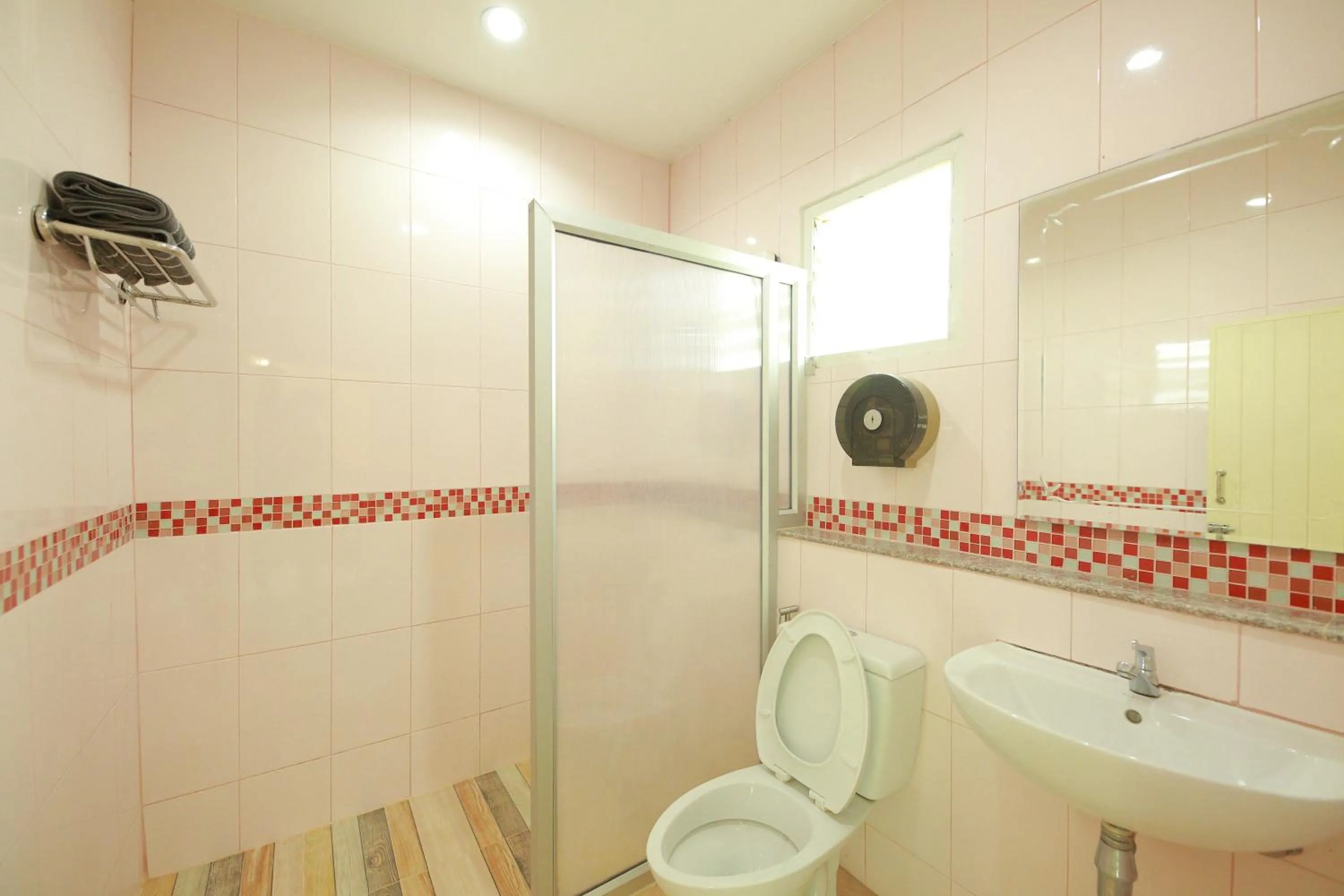 Shower in Baan Sabuy Jung