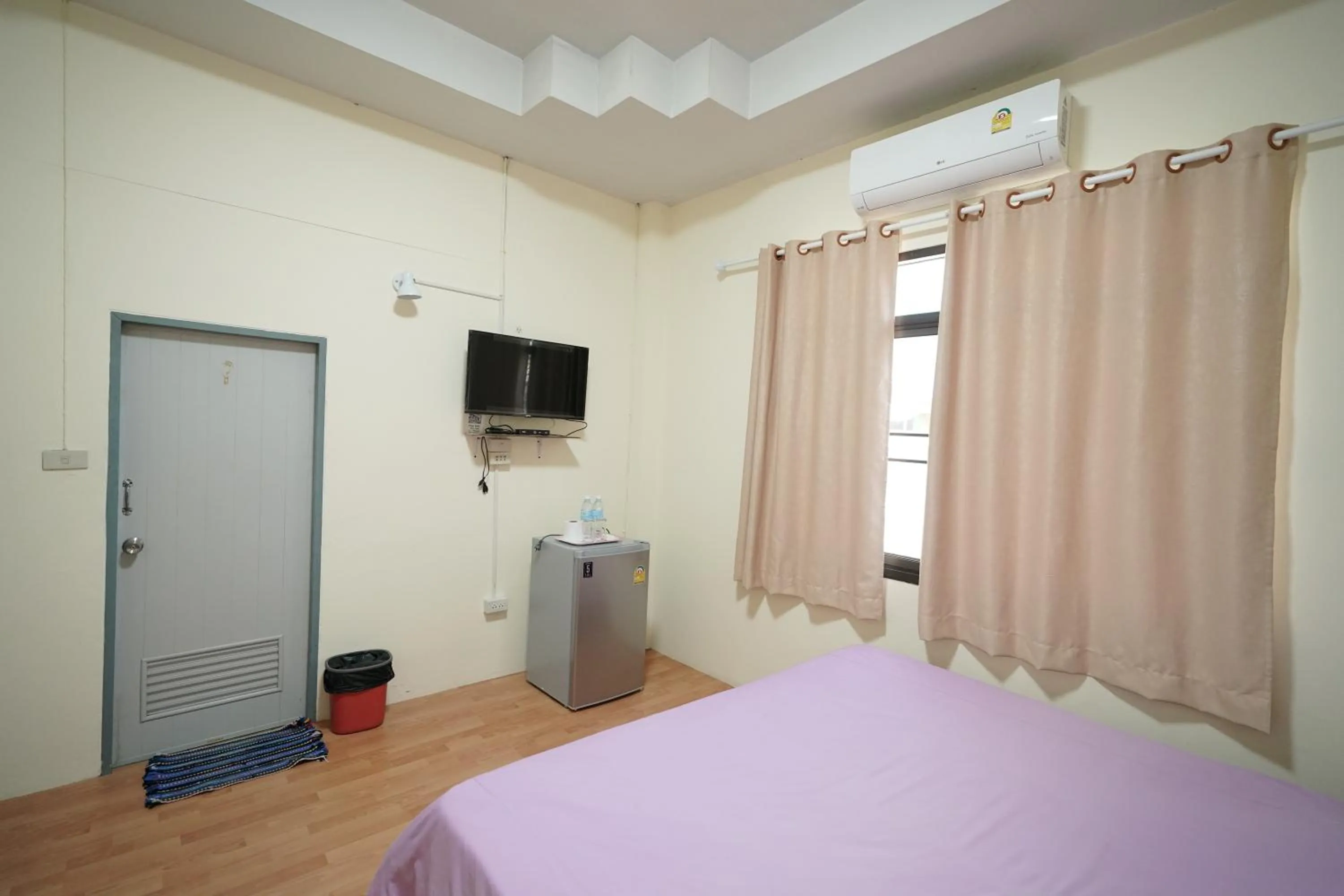 Bed in Baan Sabuy Jung