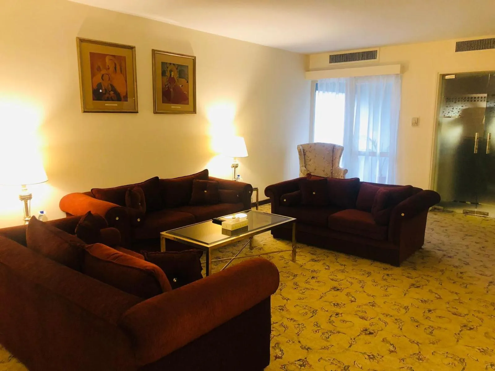 Seating area in Avari Lahore Hotel