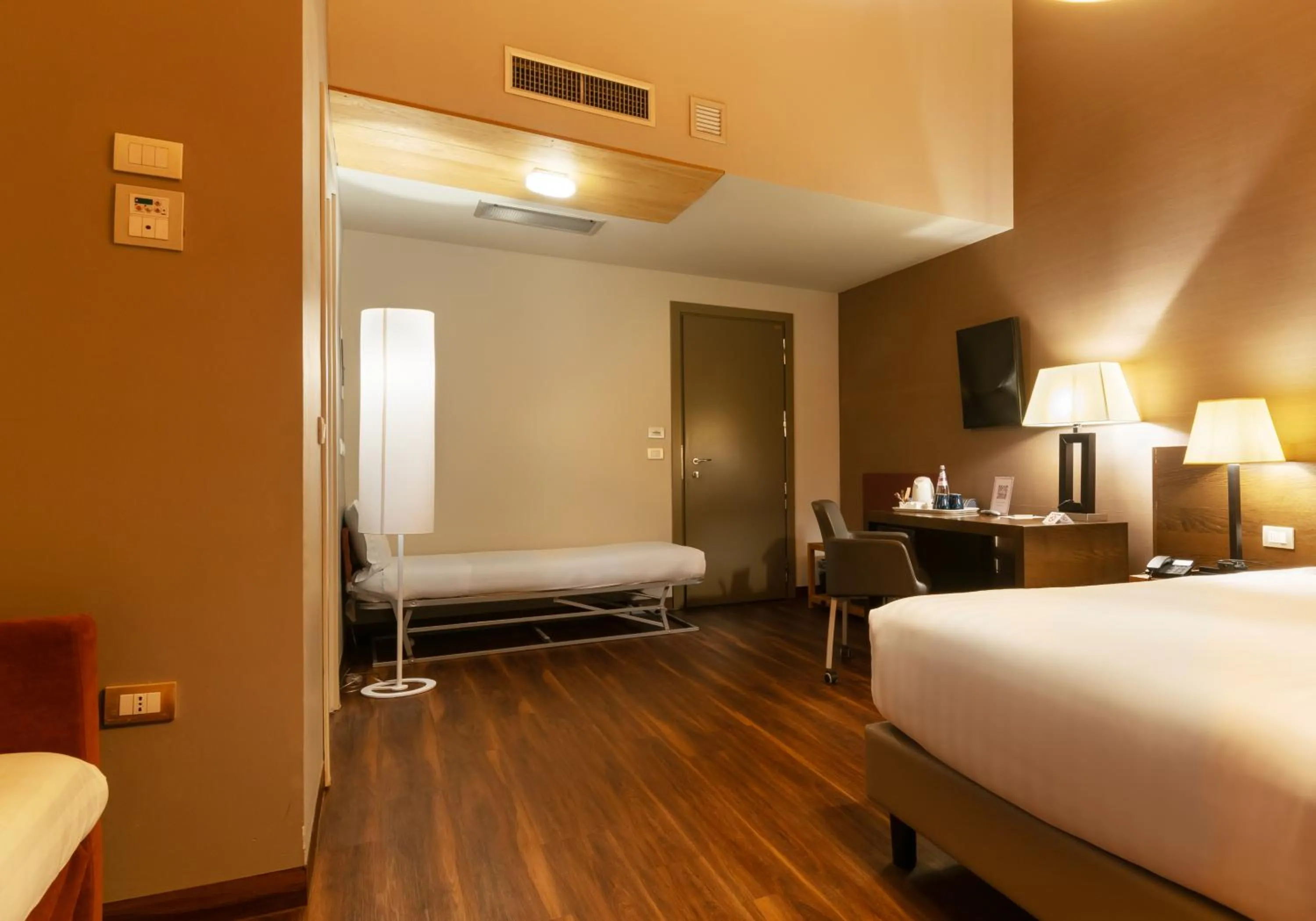 Bedroom, Bed in Admiral Park Hotel by Falco D'Oro Hotels