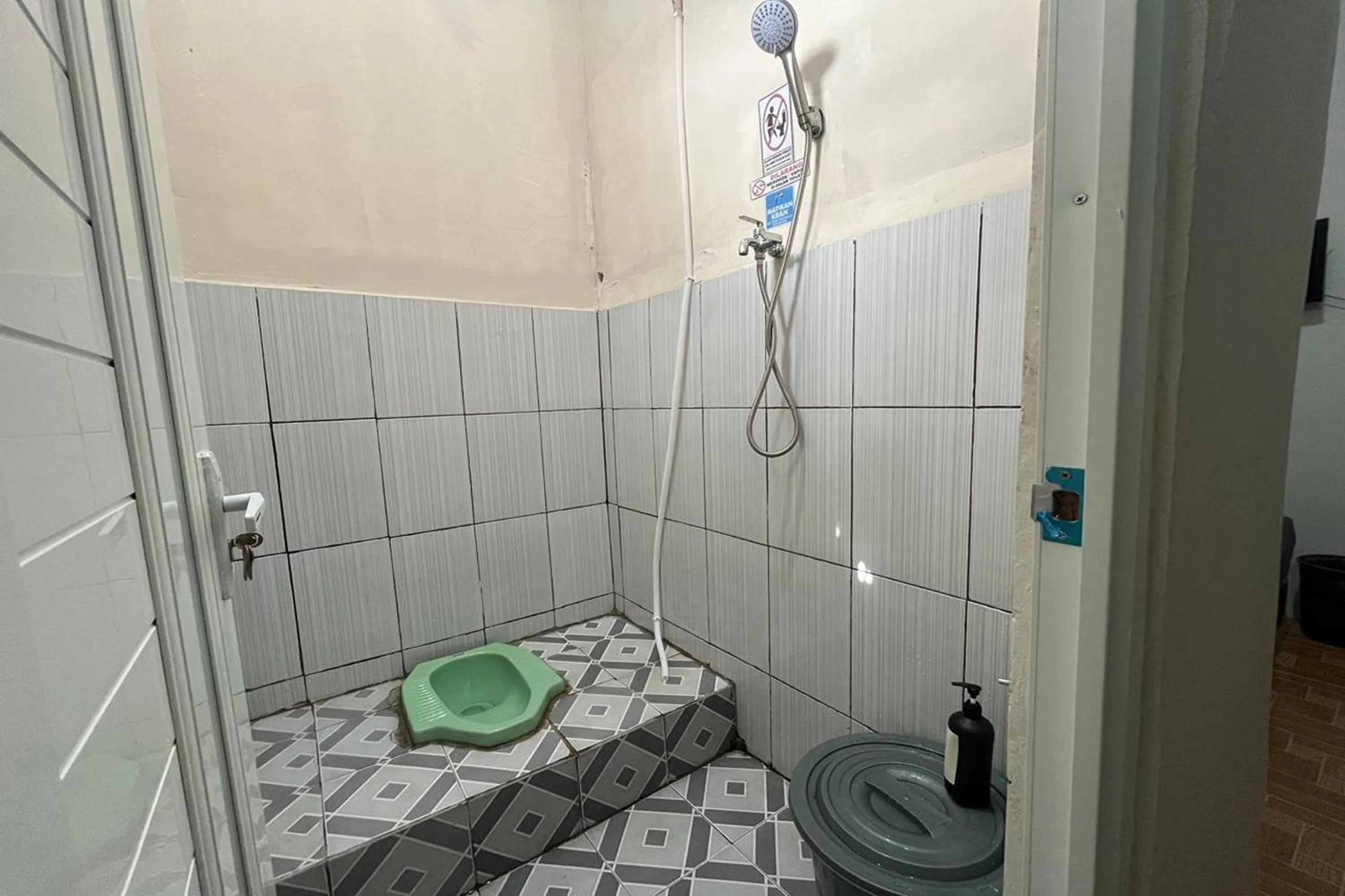 Bathroom in Pondok Family