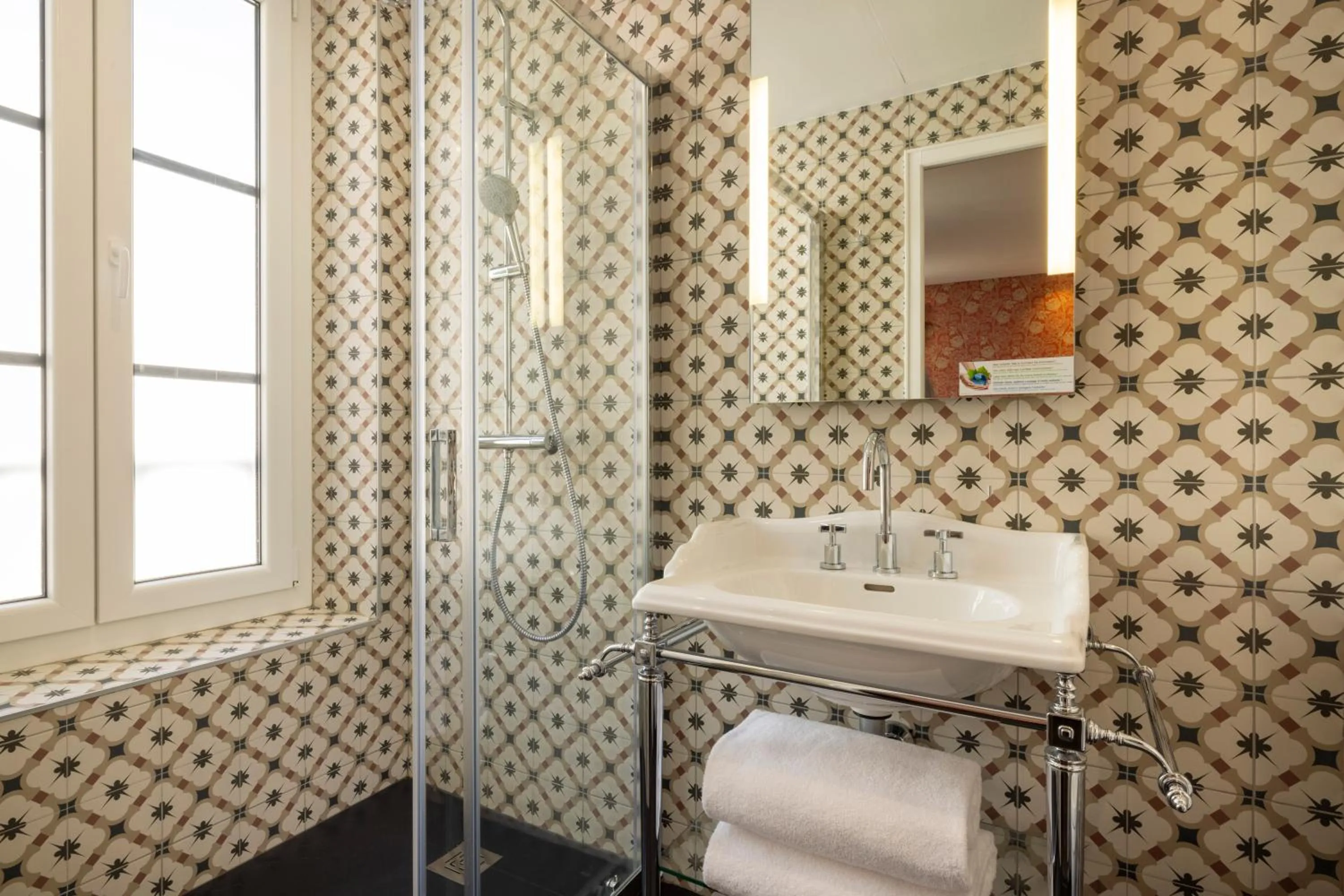 Shower in Hotel L’Antoine