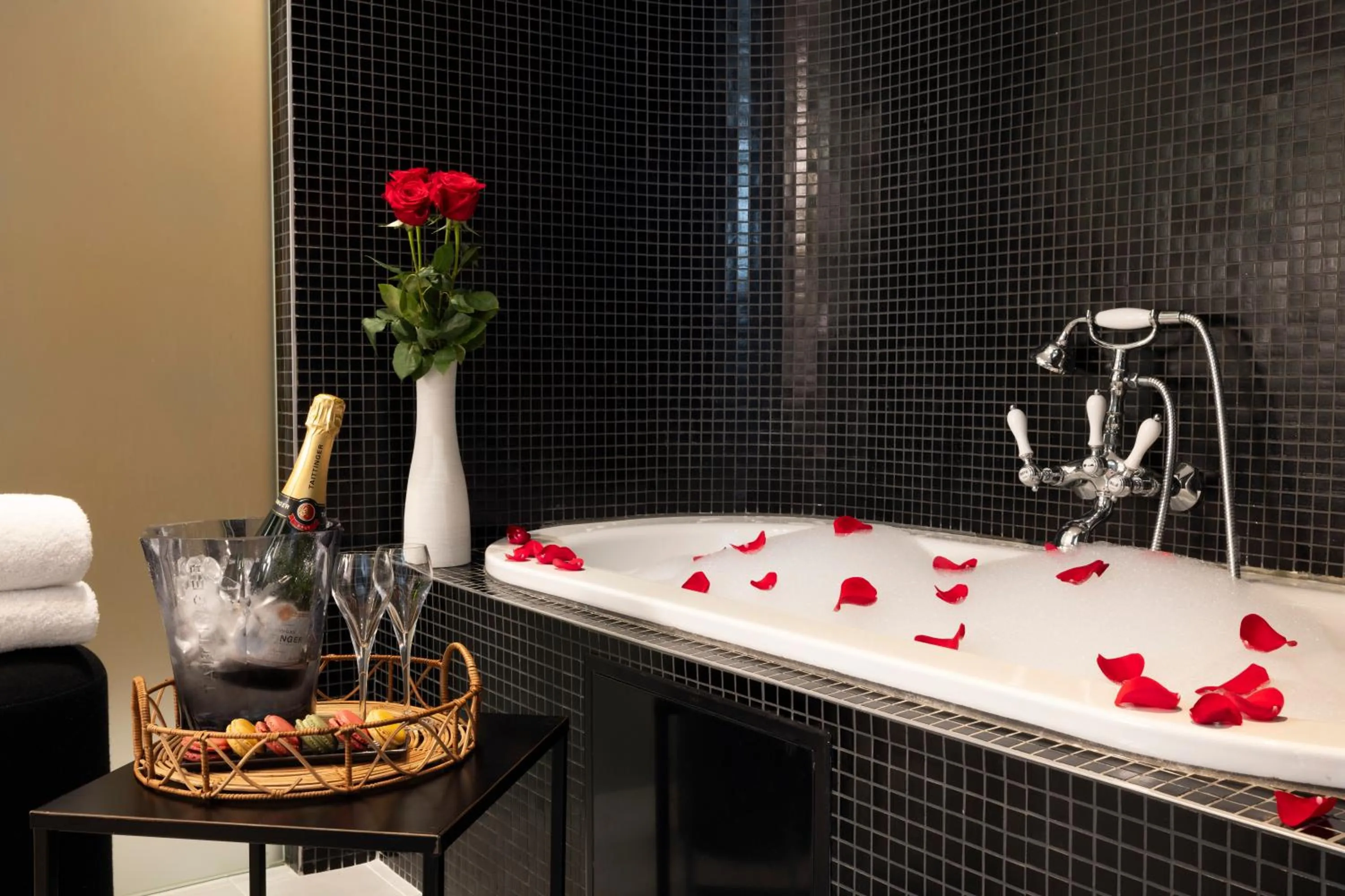 Bathroom in Hotel L’Antoine