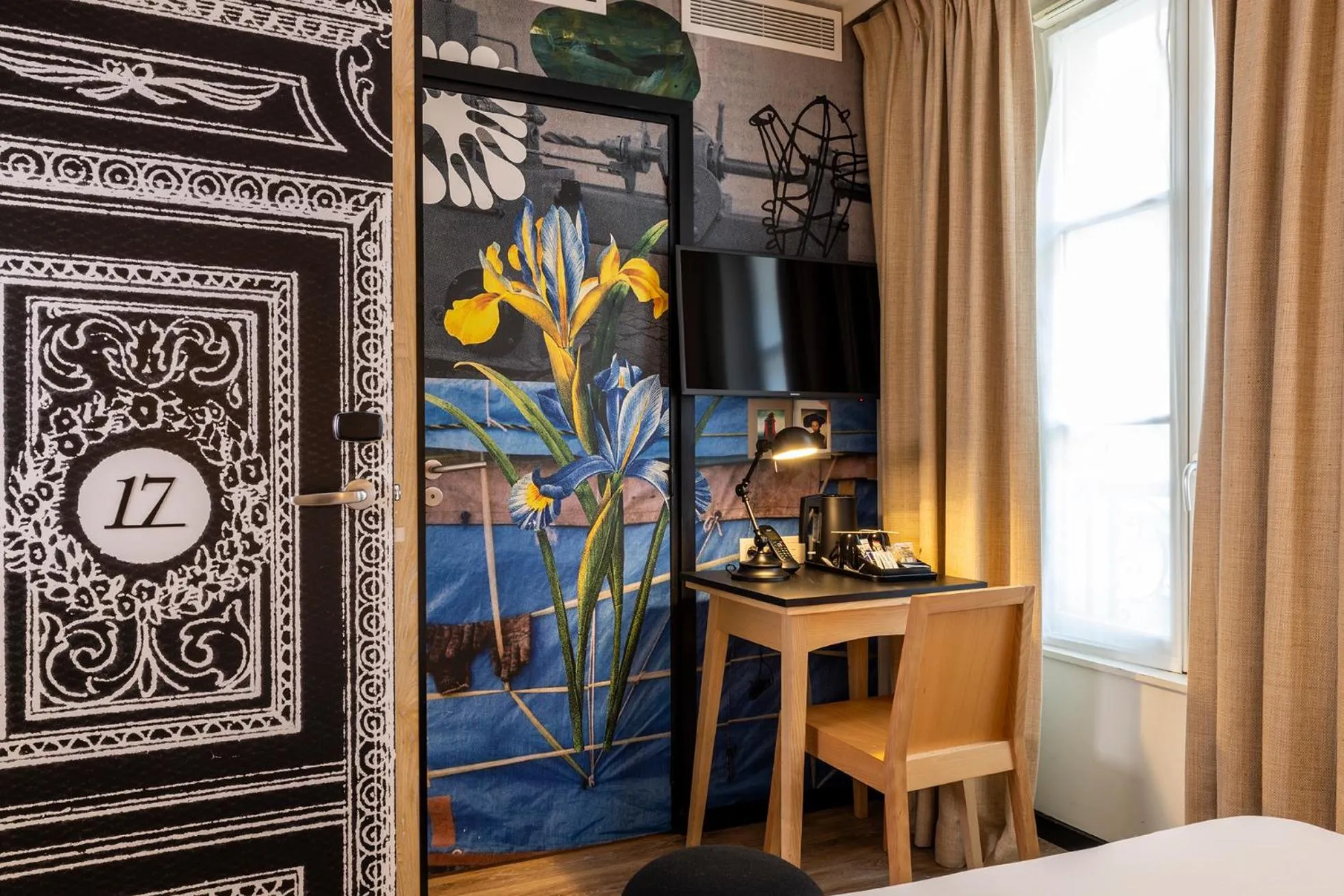 Seating area, Bed in Hotel L’Antoine