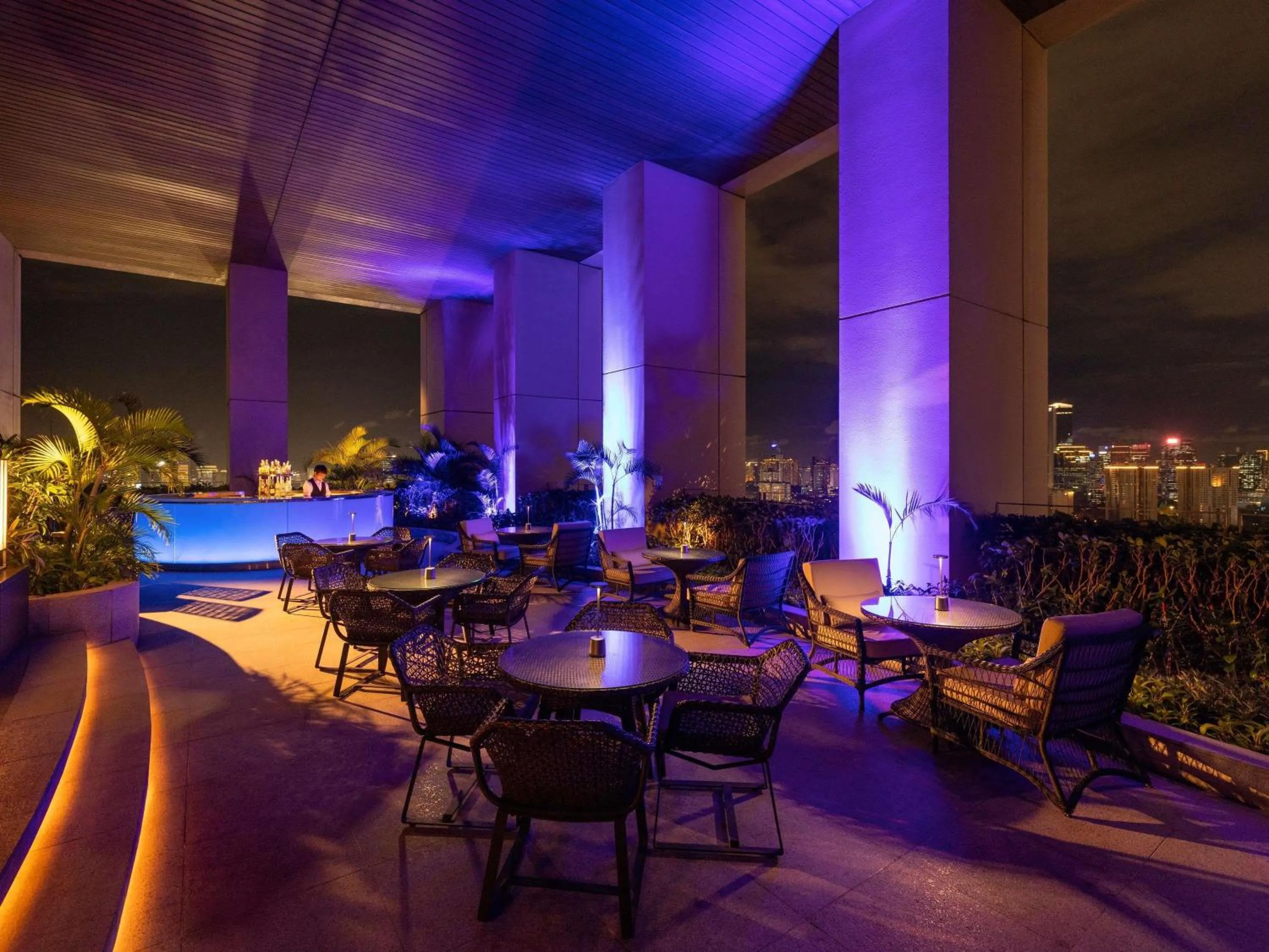 Lounge or bar in Fairmont Jakarta