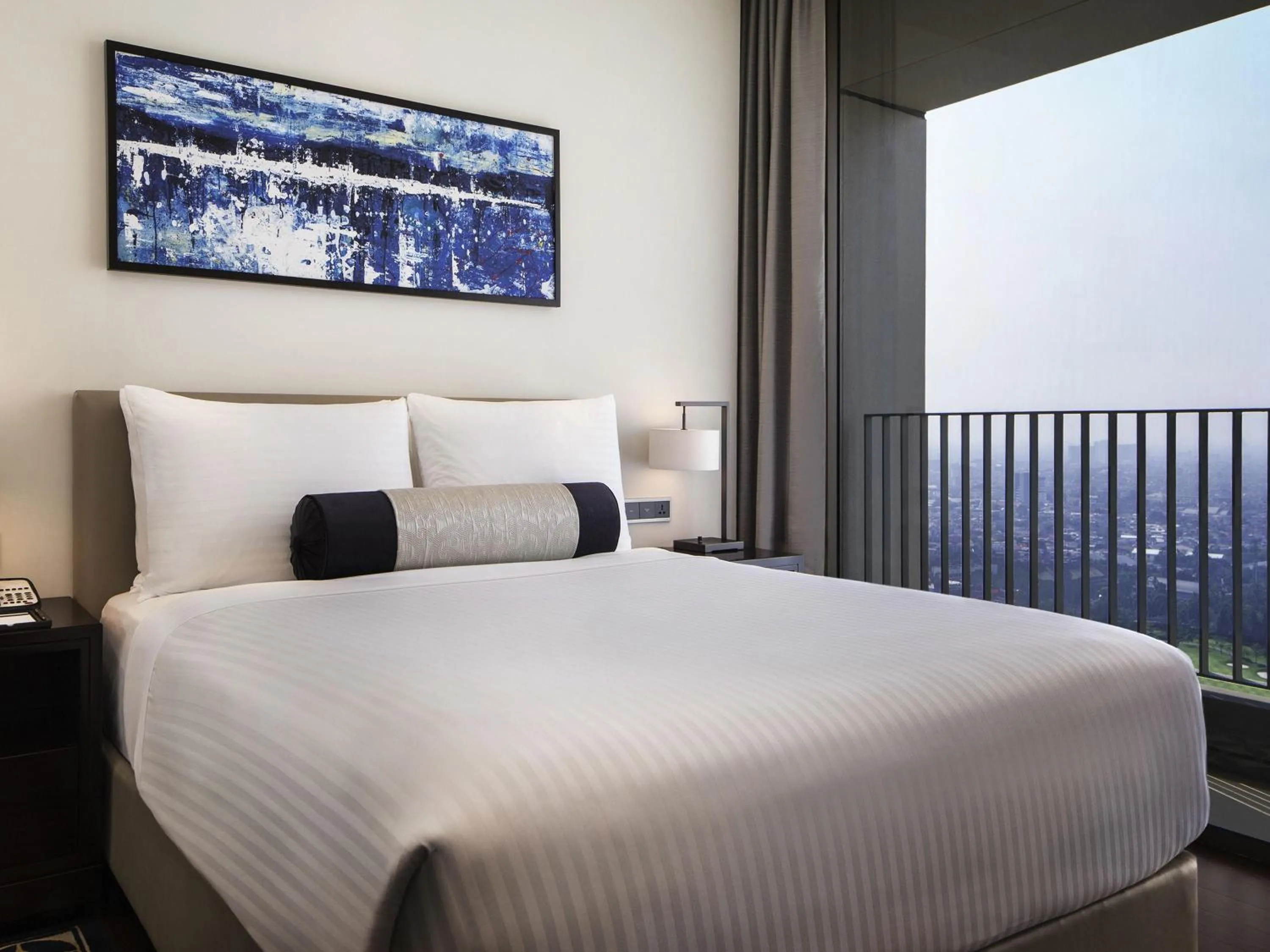 Bedroom, Bed in Fairmont Jakarta