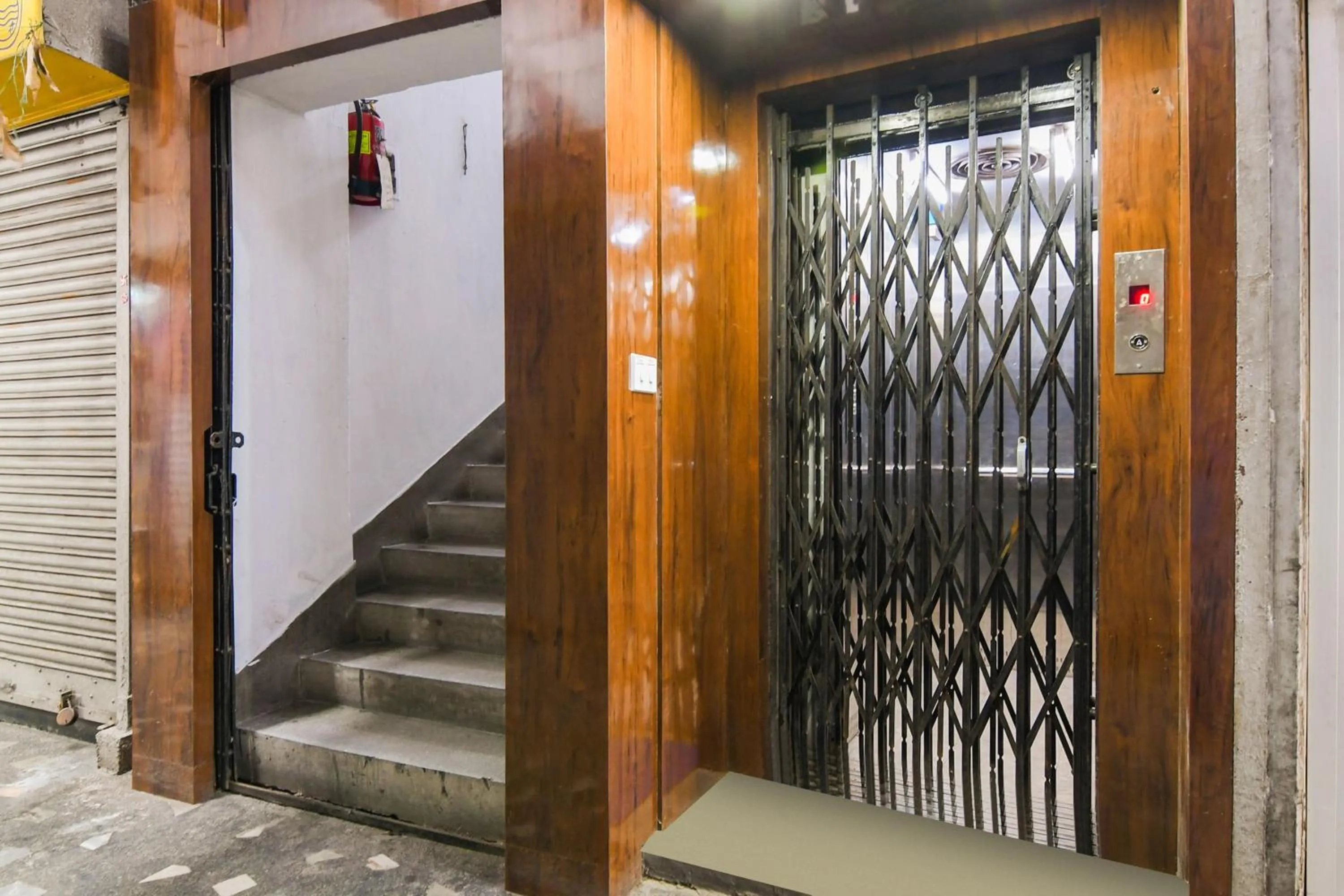 Facade/entrance in Super Hotel O Eminent Hotel