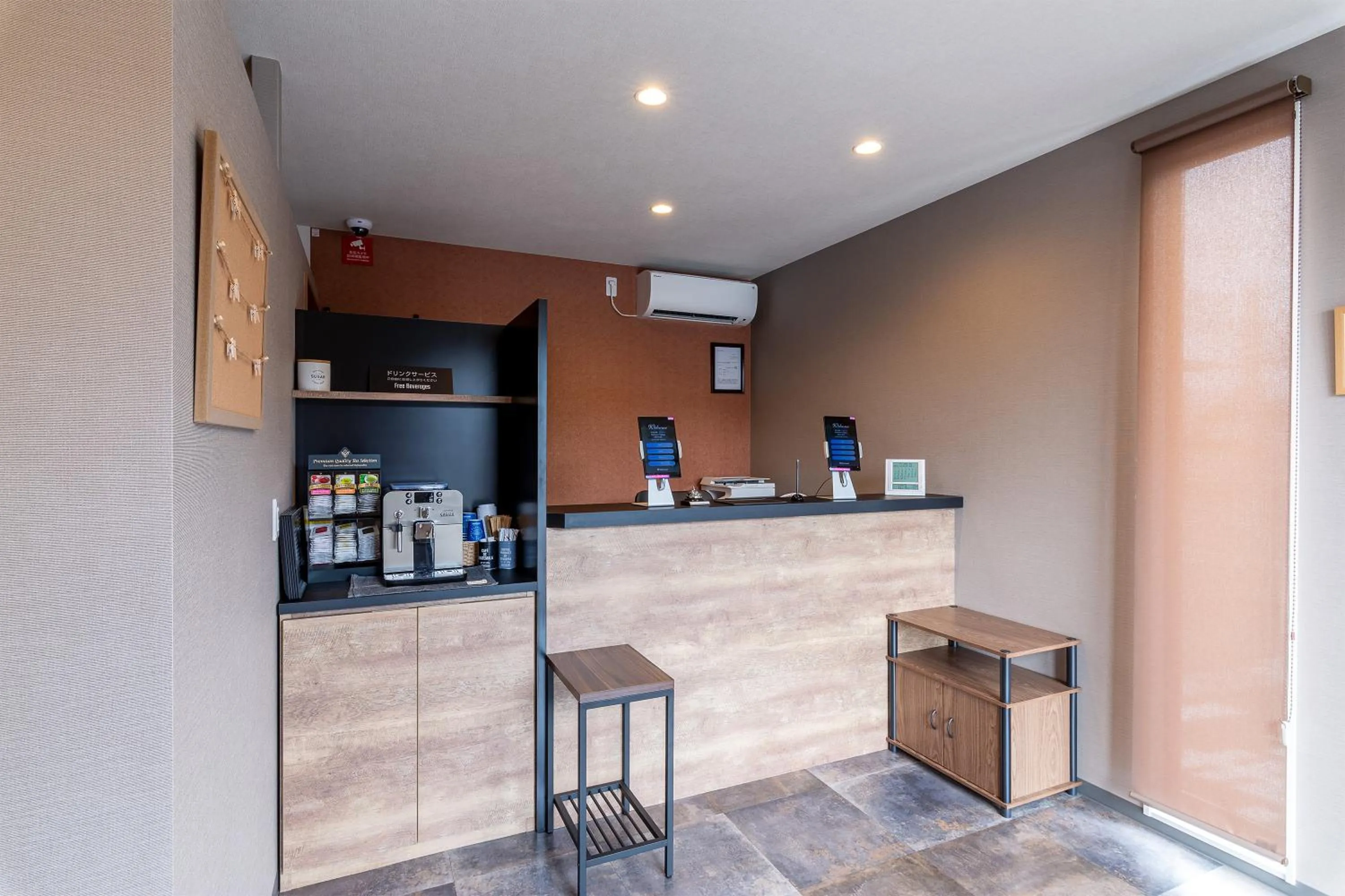 Lobby or reception in HOTEL R9 The Yard Yamanashichuo