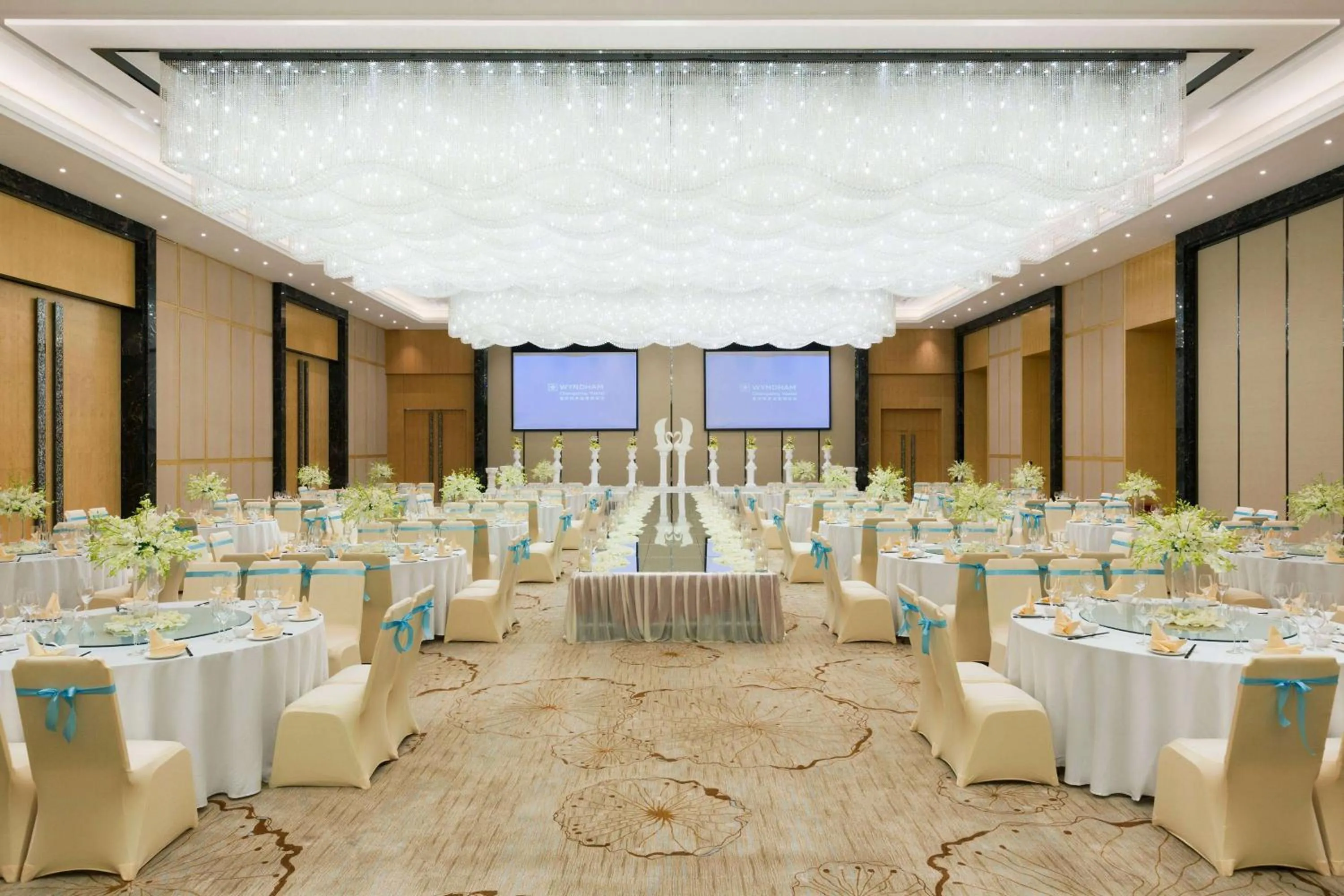 Banquet/Function facilities in Wyndham Chongqing Yuelai