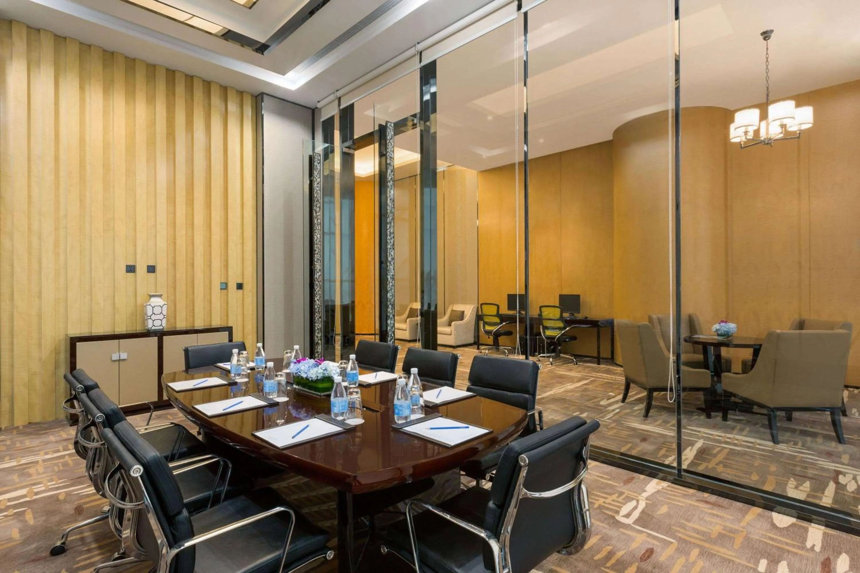 Meeting/conference room in Wyndham Chongqing Yuelai