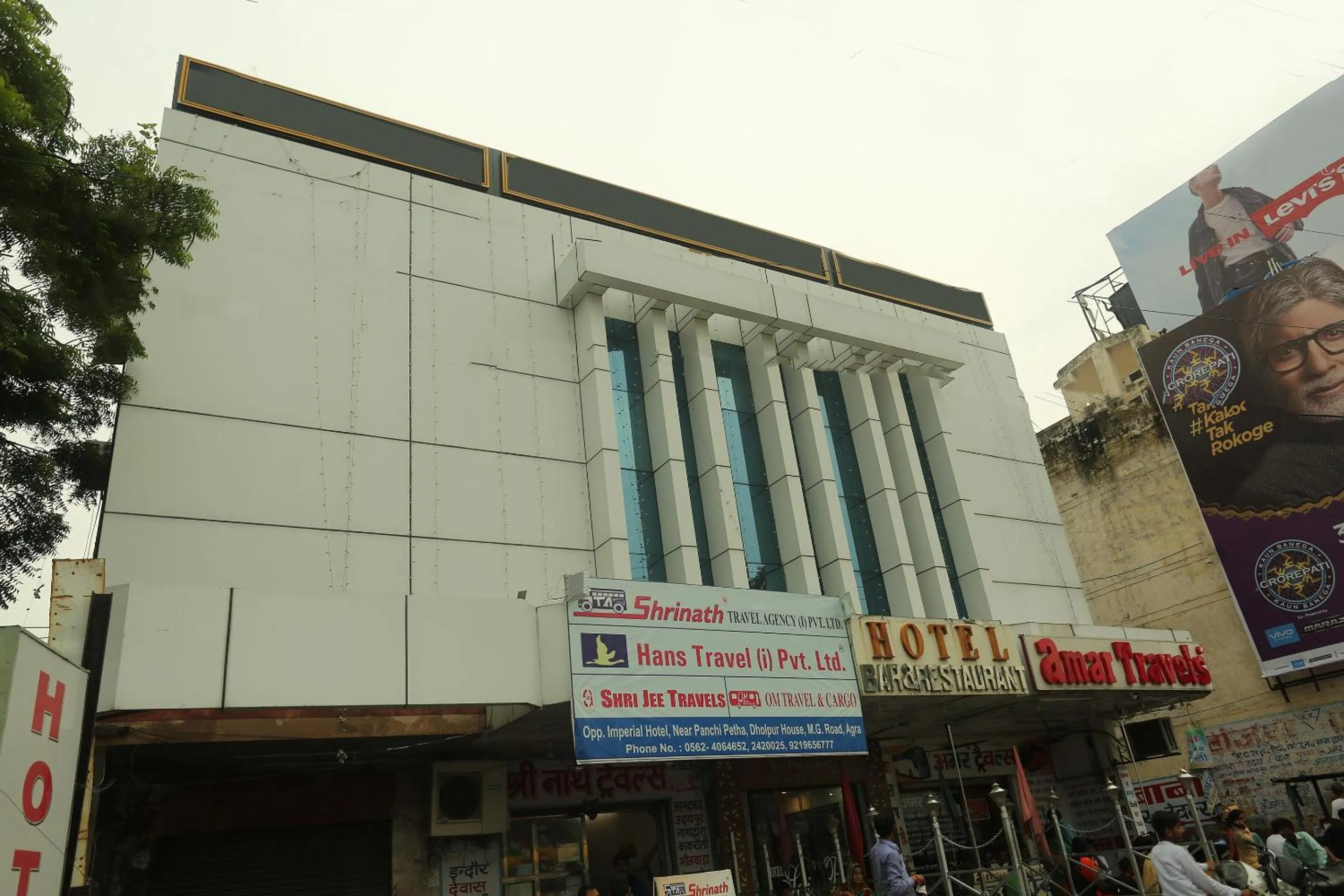 Facade/entrance in Hotel O Sai President