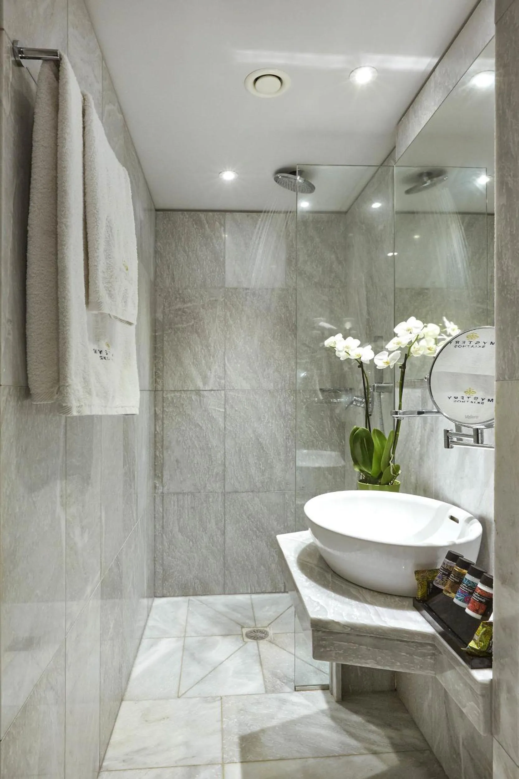 Bathroom in Mystery Skiathos Luxury Residence