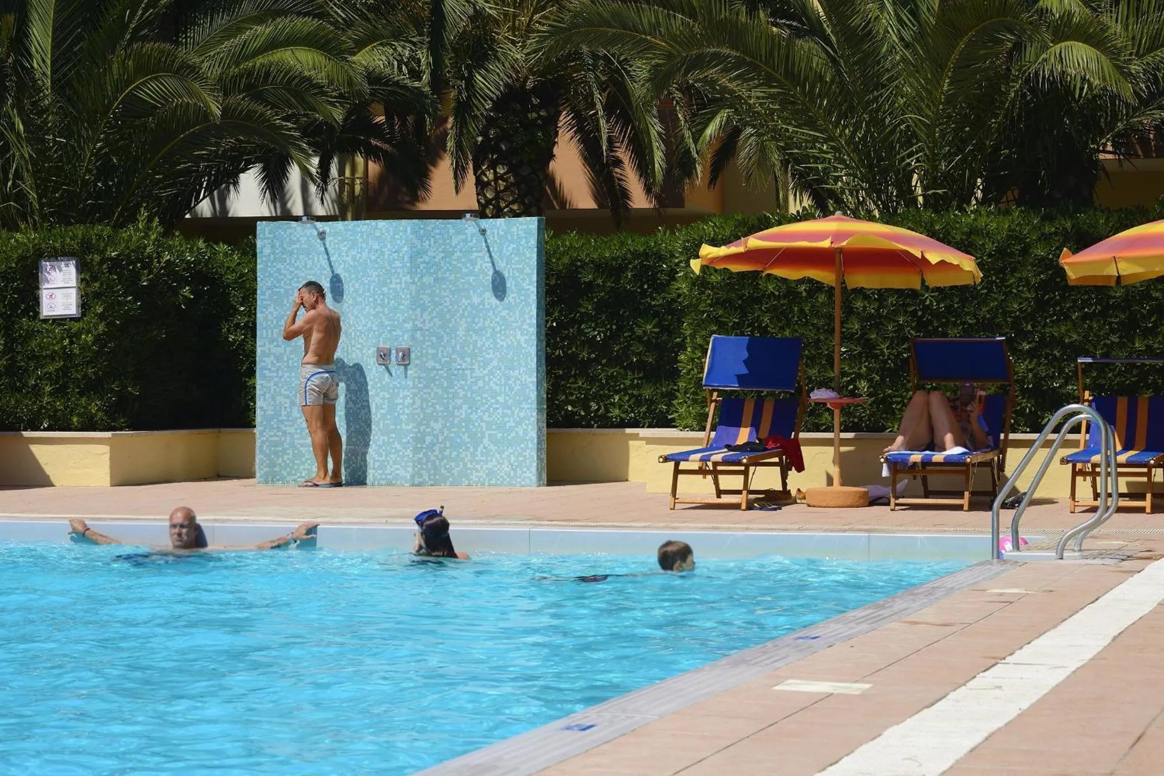 Swimming pool in Residence Oasis