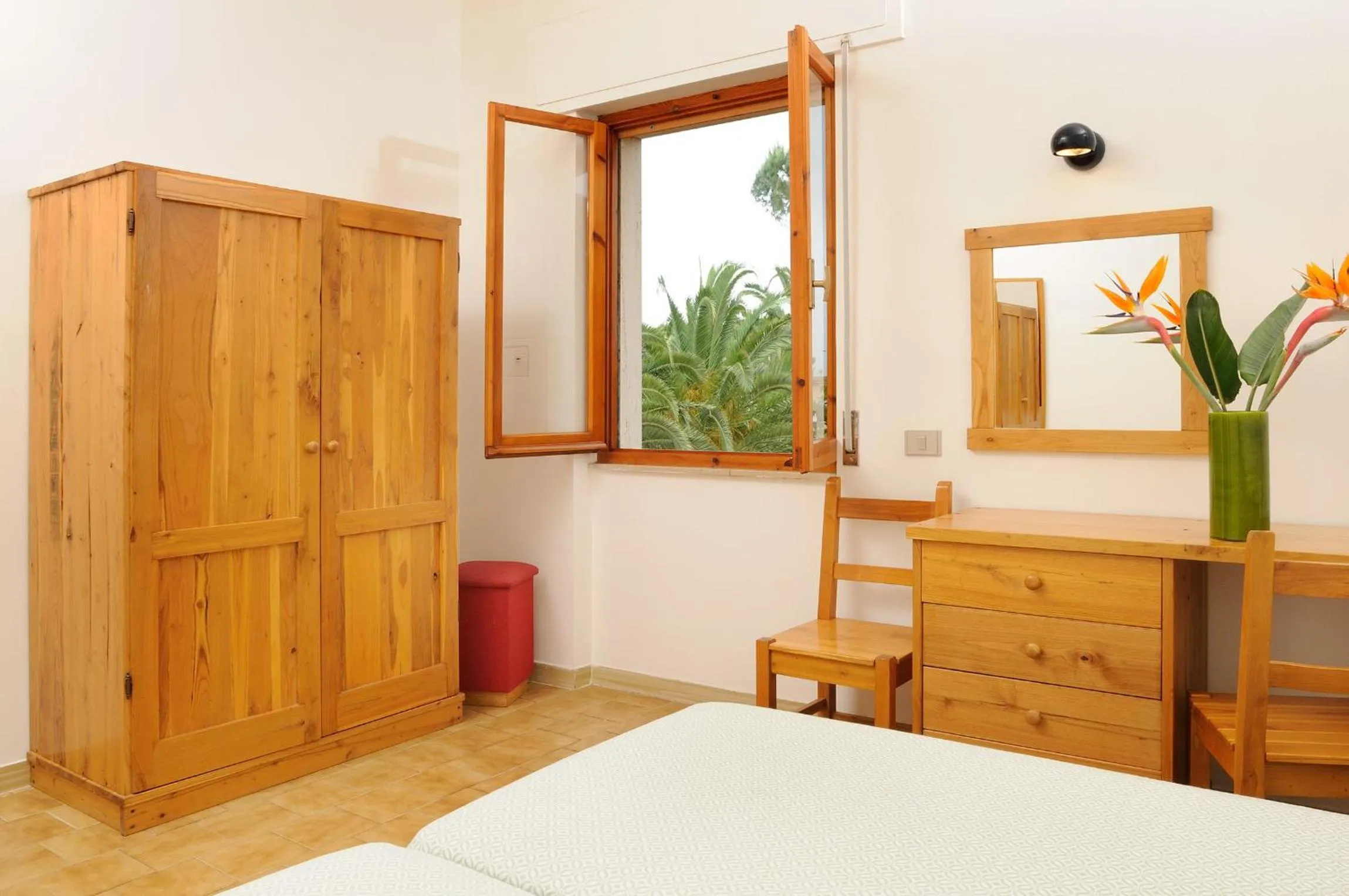 Day, Bed in Residence Oasis