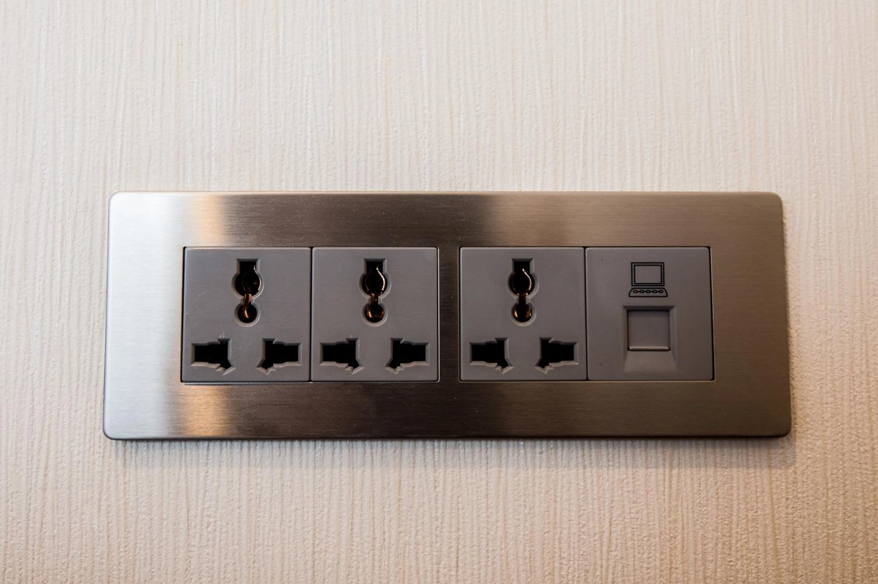 Decorative detail in Sakura Hotel