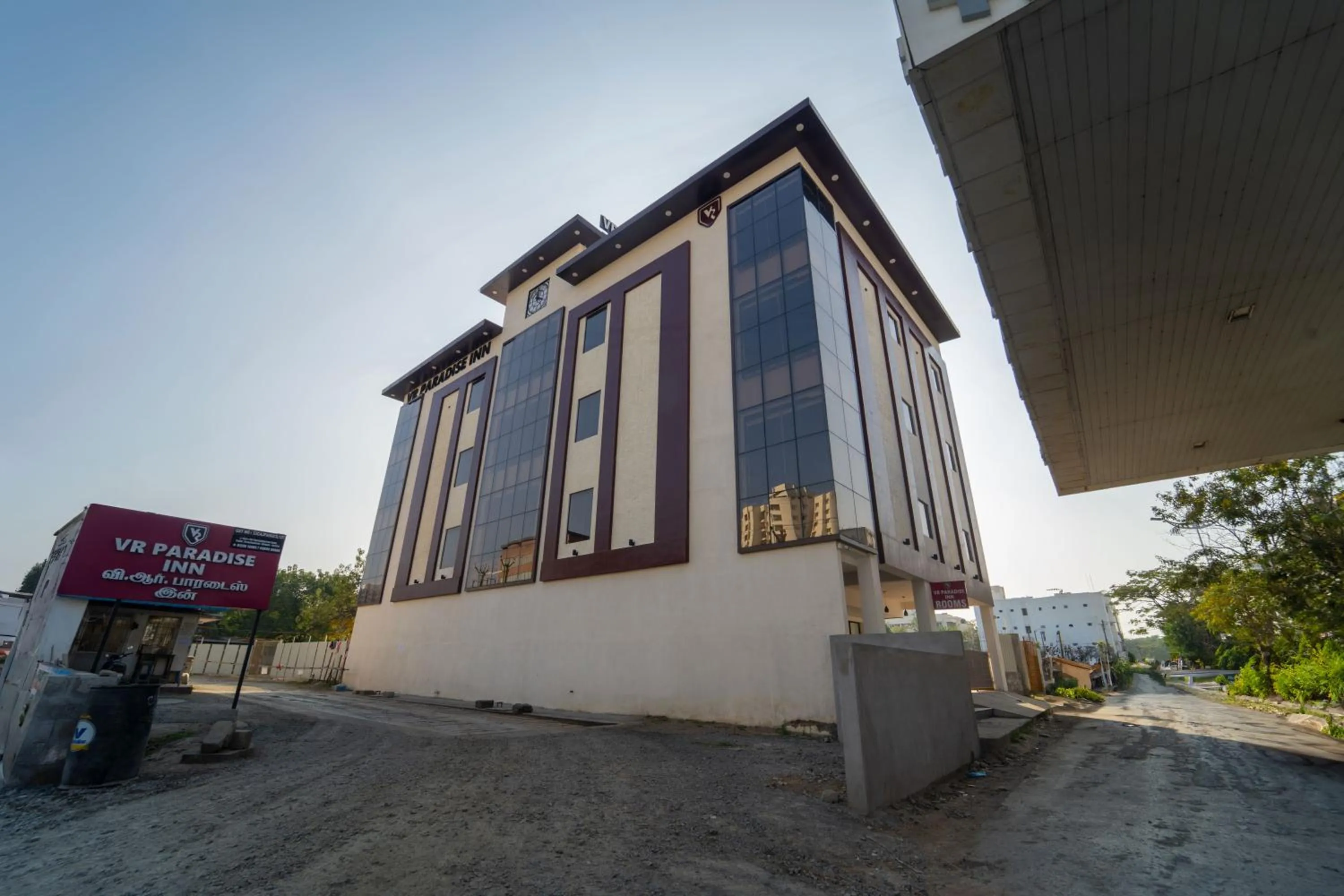 Property building in VR Paradise - Near SIPCOT Chennai OMR