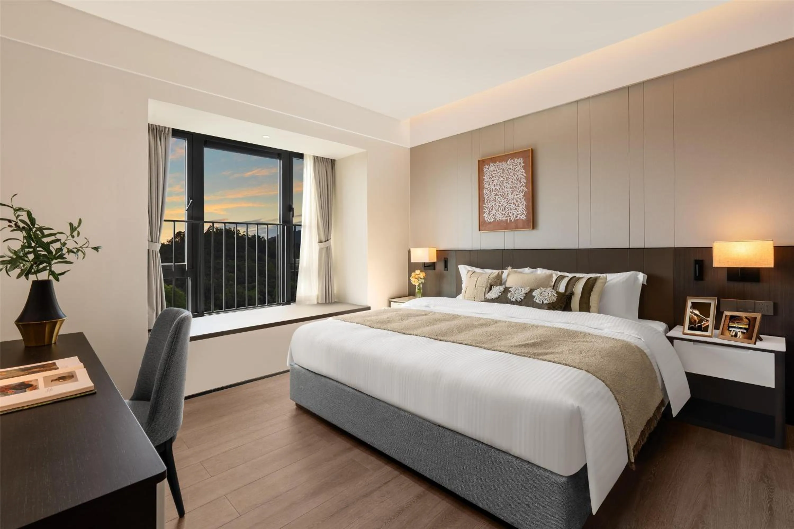 Bedroom, Bed in Ascott Fengyishan Shenzhen