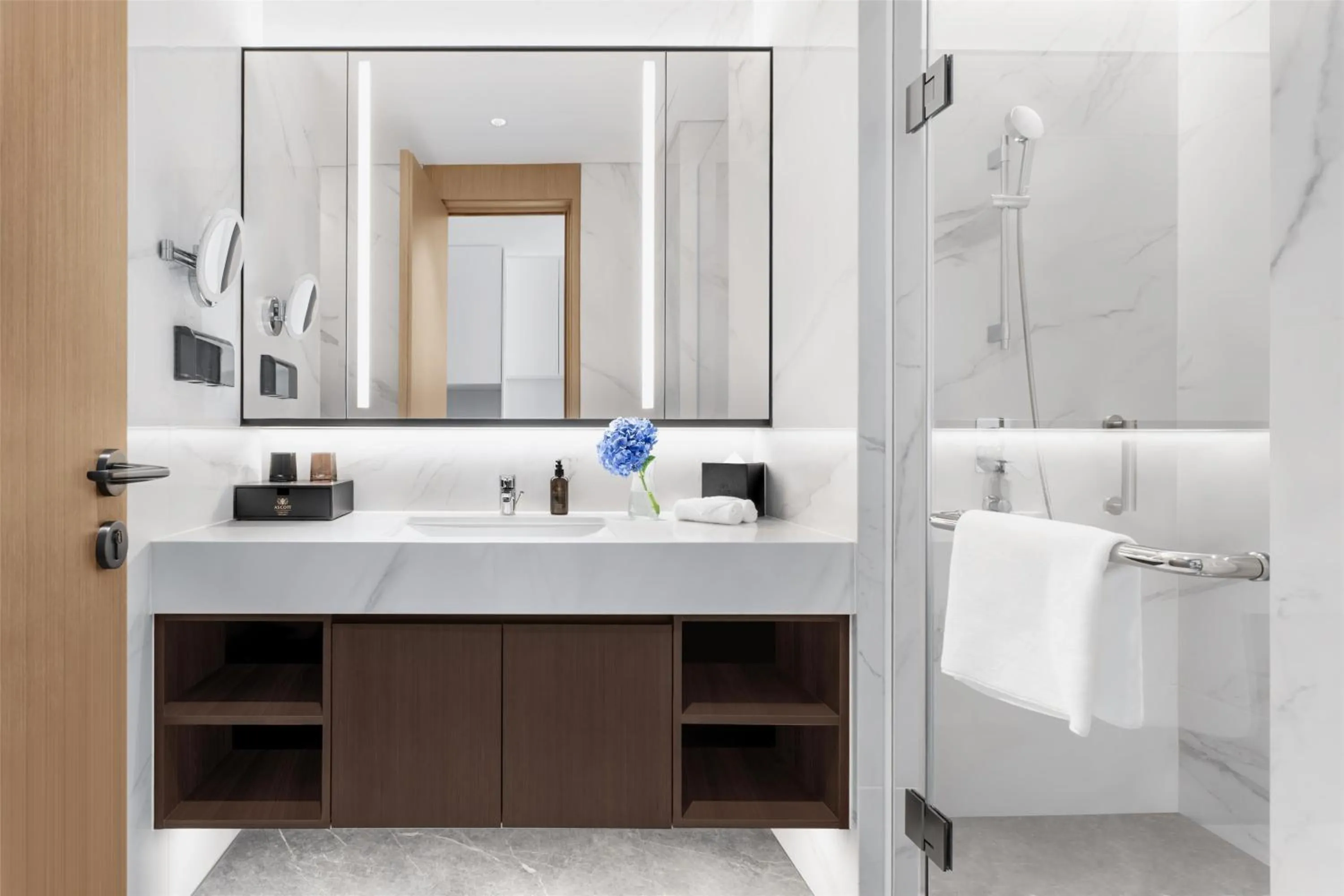 Bathroom in Ascott Fengyishan Shenzhen