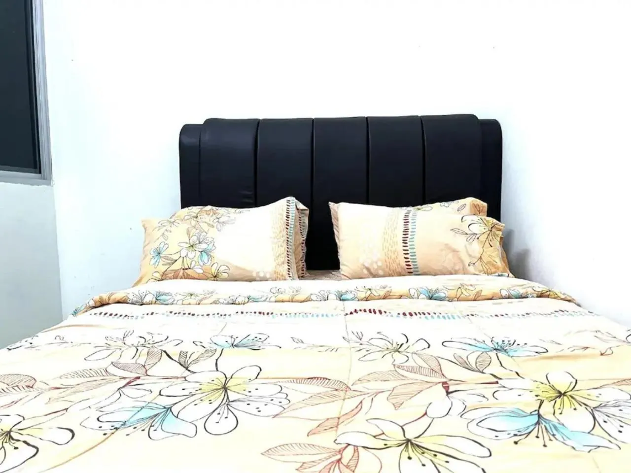 Bed in Changlun Star Hotel